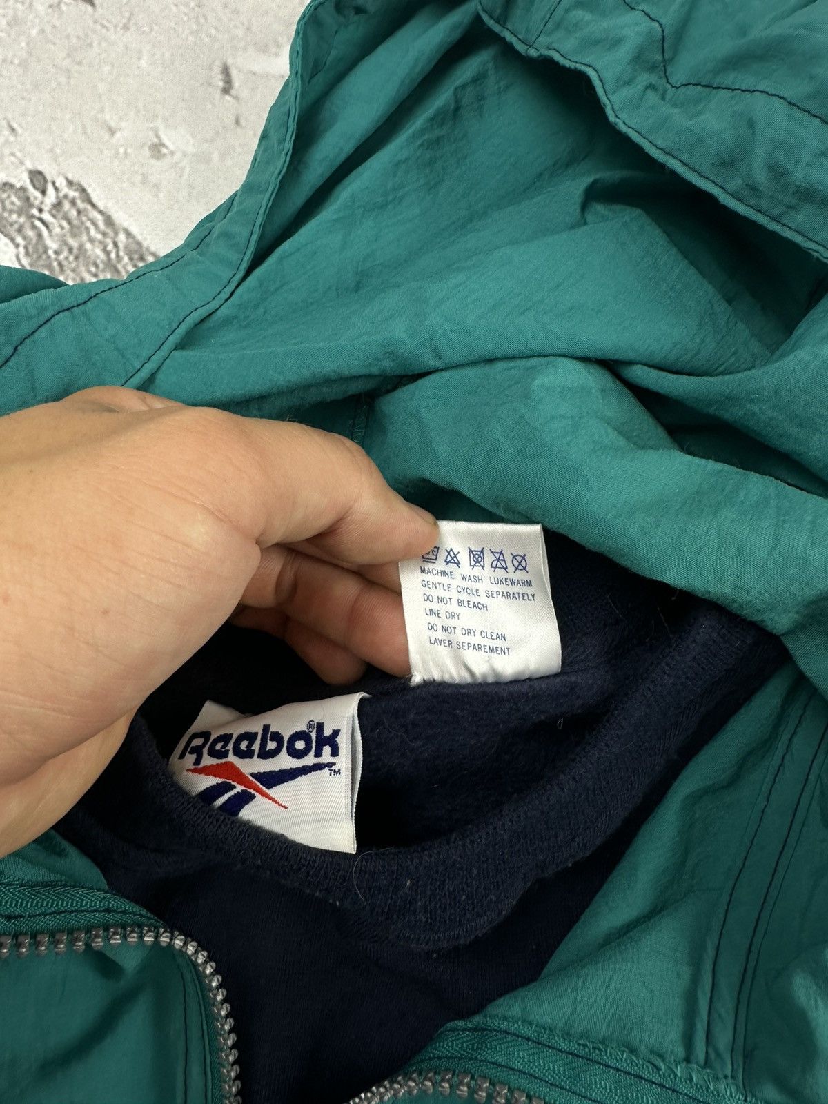 Reebok Vintage 90s Reebok Anorak Jacket Retro Y2K Size US L / EU 52-54 / 3 - 8 Thumbnail