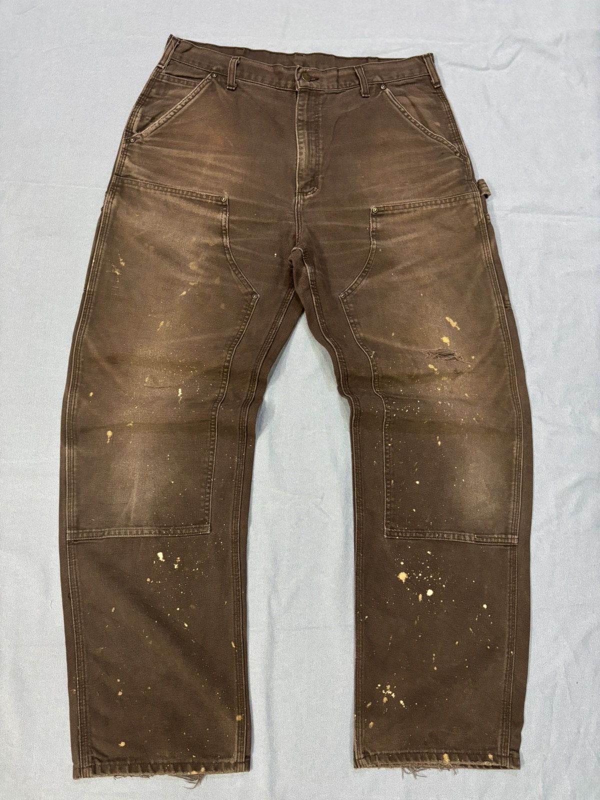 Sun faded Carhartt B136 DKB Double knee denim