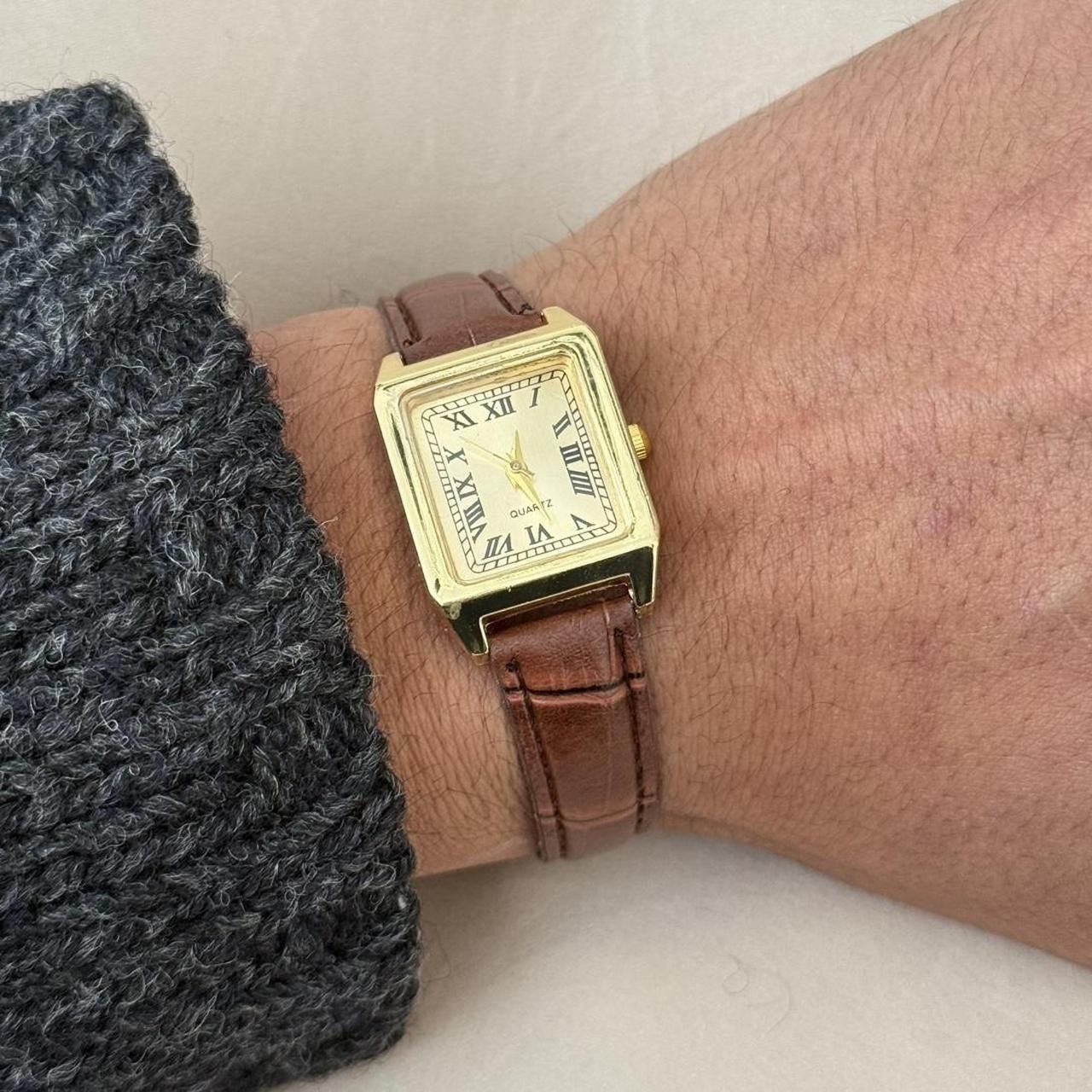 Vintage y2k style cute square brown leather luxury watch Size ONE SIZE - 1 Thumbnail