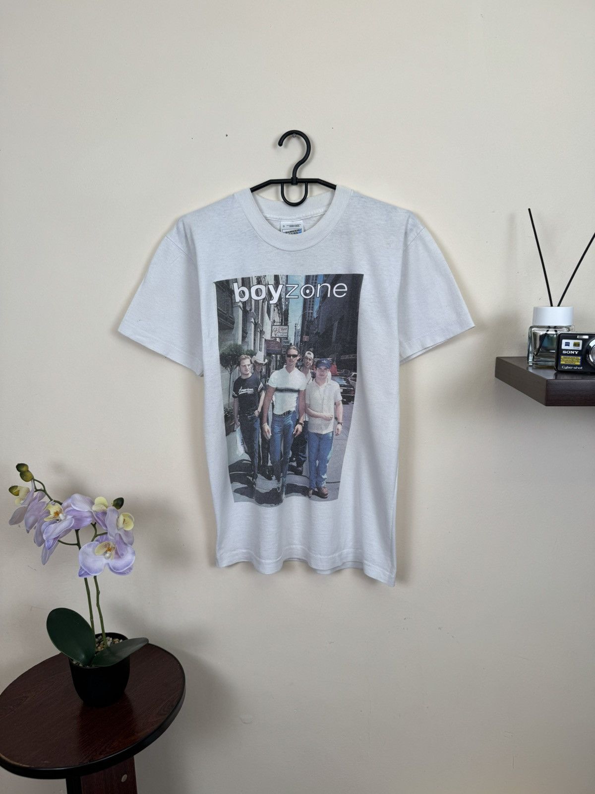 Other Vintage Boyzone T shirt 1997 Tour White Sz S Pop Band Size US S / EU 44-46 / 1 - 1 Thumbnail