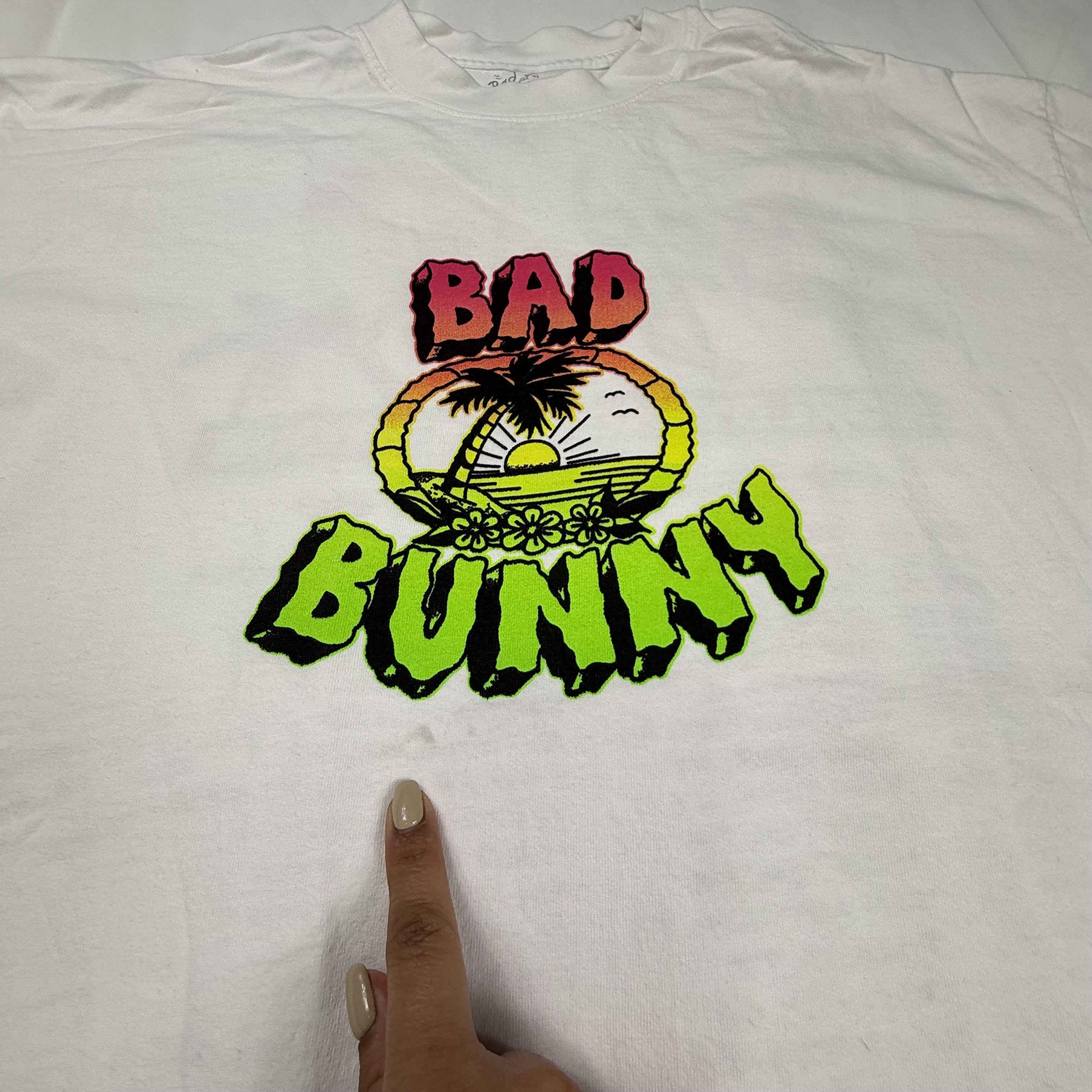 Other Bad Bunny Worlds Hottest Tour 2022 Concert T-Shirt Size US L / EU 52-54 / 3 - 3 Thumbnail