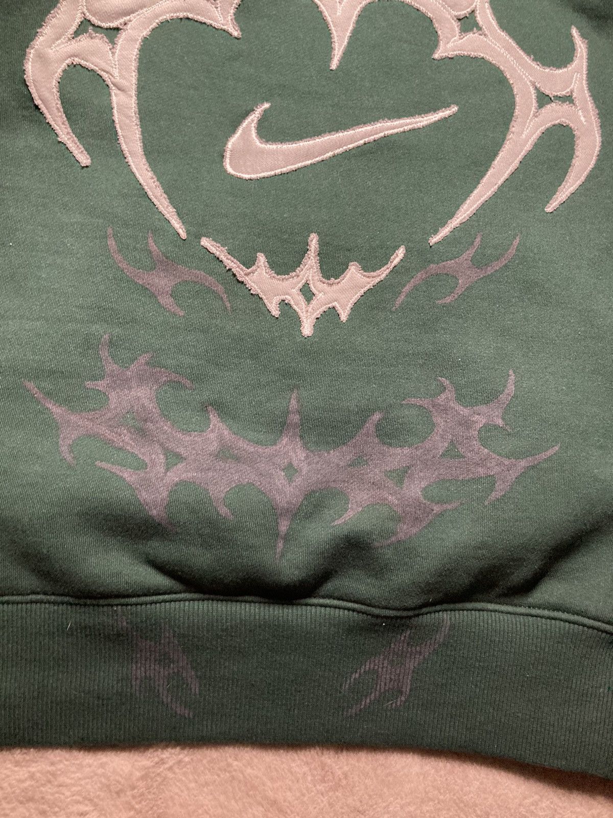 Nike × Vintage ⛩️nike hoodie custom fleece vintage y2k center big logo Size US M / EU 48-50 / 2 - 6 Thumbnail