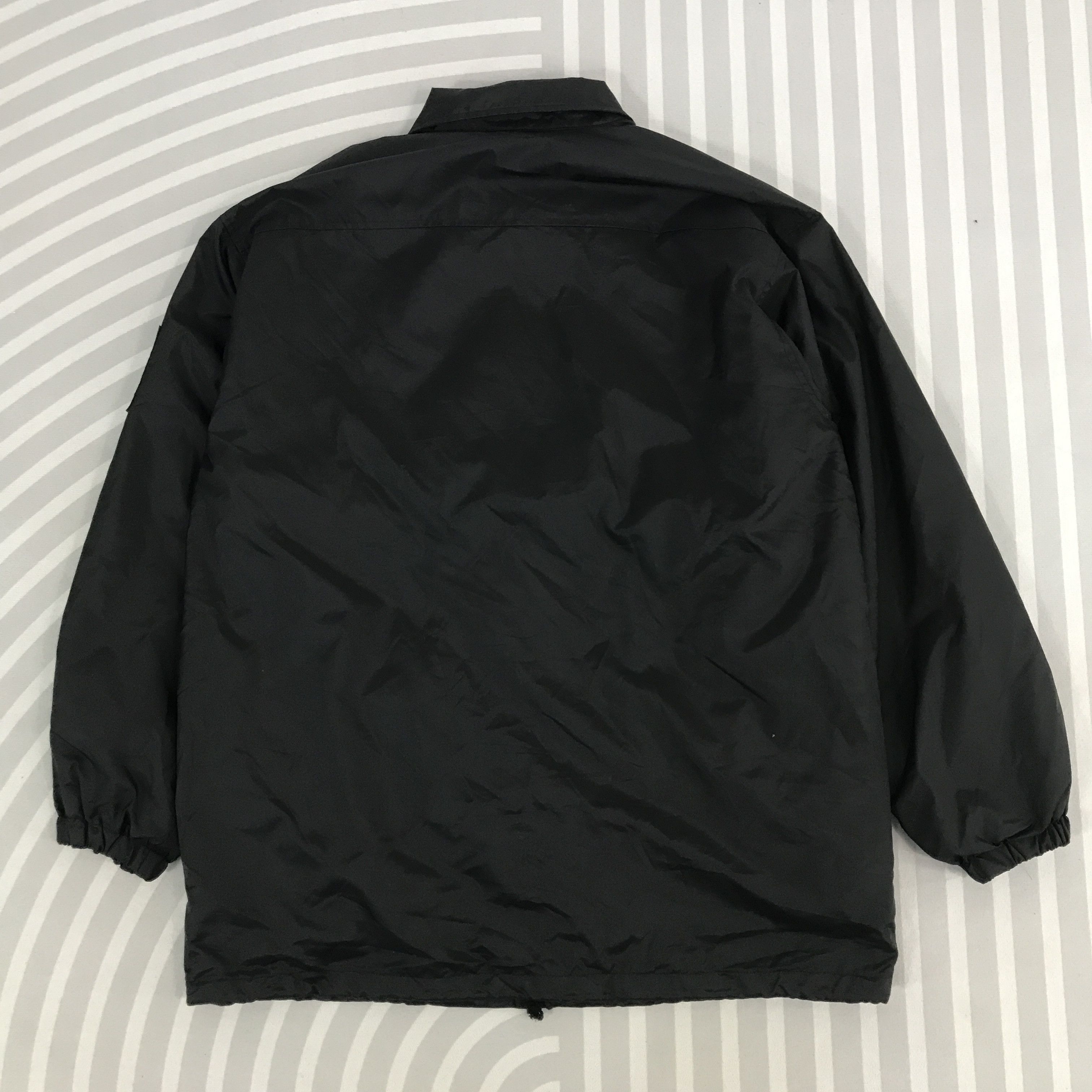 Helly Hansen × Vintage Vintage Helly Hansen Windbreaker Snap button Jacket Size US L / EU 52-54 / 3 - 3 Thumbnail