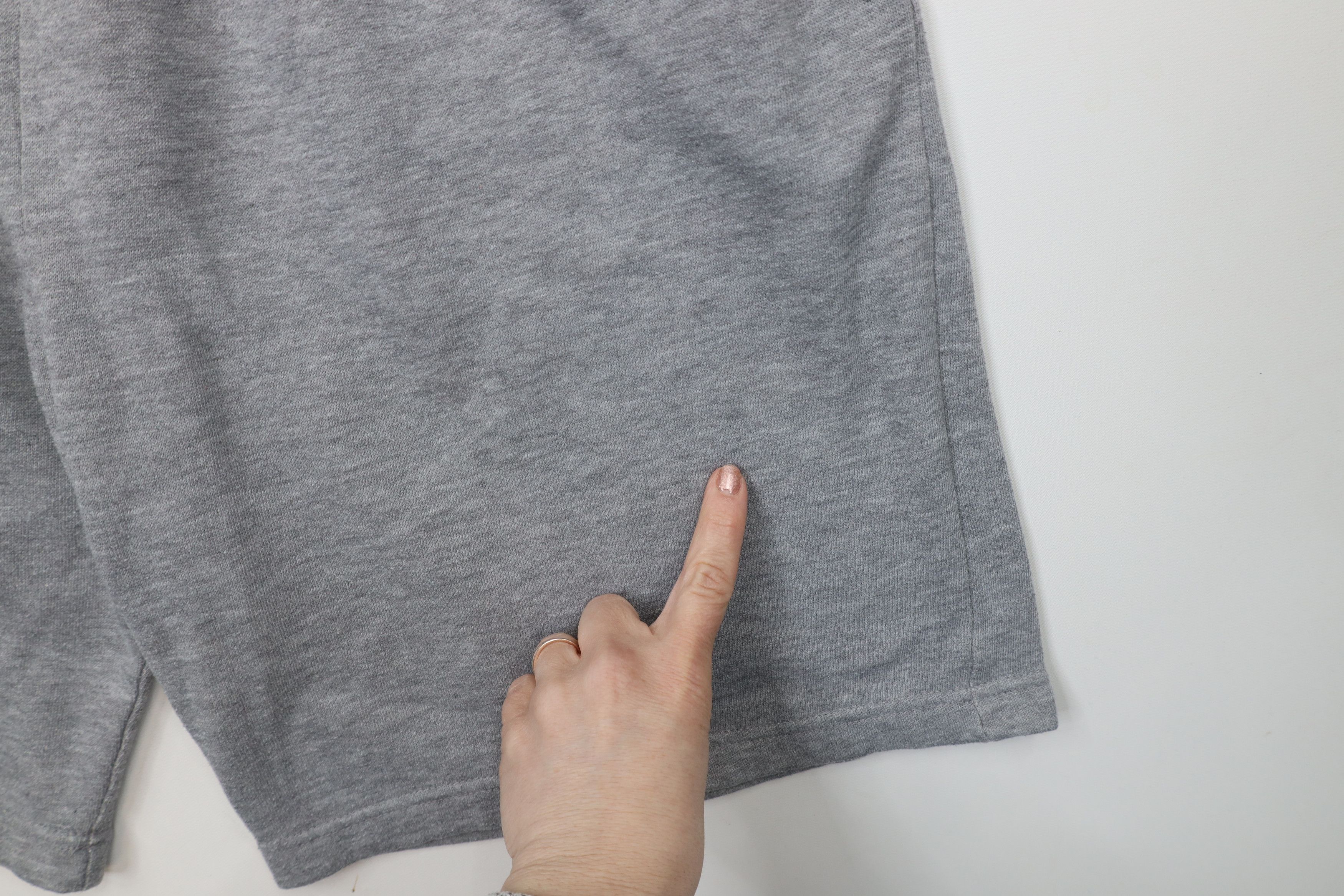 Vintage Vintage 90s Streetwear Above Knee Sweatpants Shorts Gray Size US 36 / EU 52 - 5 Thumbnail