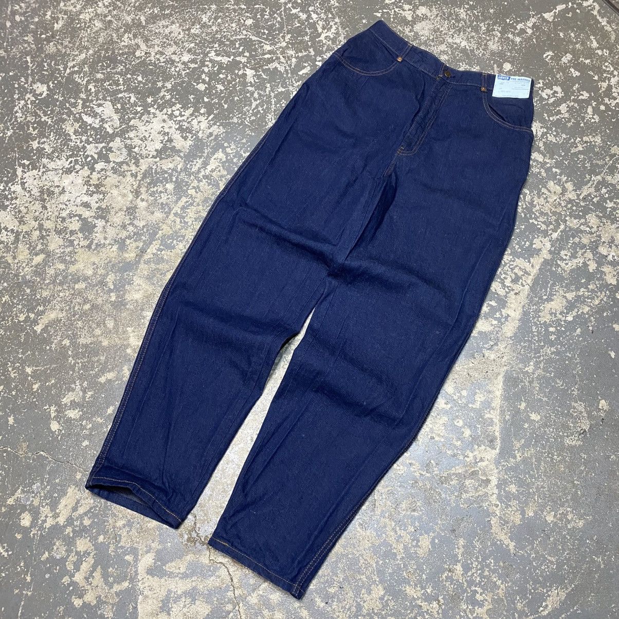 Levi's × Vintage Vintage Levi’s Womenswear 609 Denim Jeans USA NWT 1977 Size US 30 / EU 46 - 2 Thumbnail