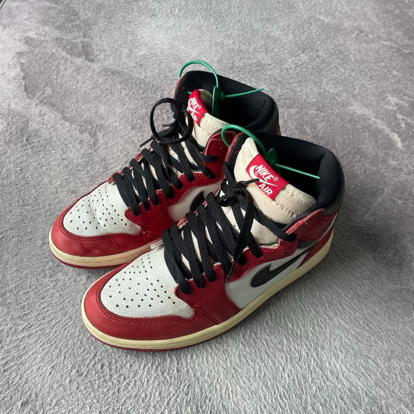 Nike Nike Distressed Red Lowtop Sneakers 22 Men Size US 10 / EU 43 - 1 Thumbnail