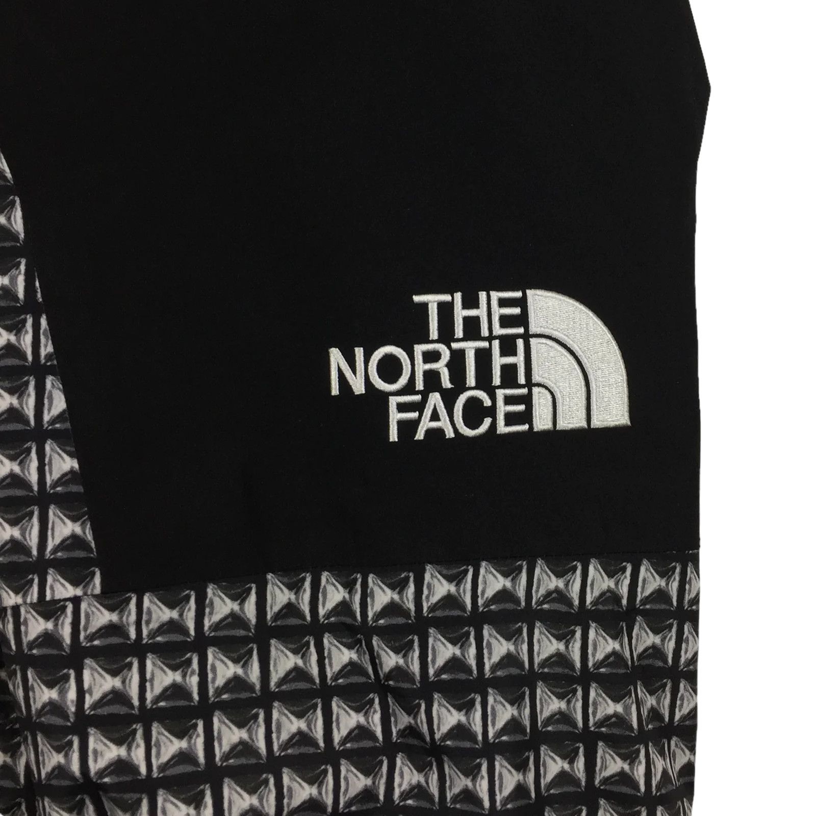 Supreme 2021 Supreme x The North Face Black Studded Mountain Light Size US M / EU 48-50 / 2 - 4 Thumbnail