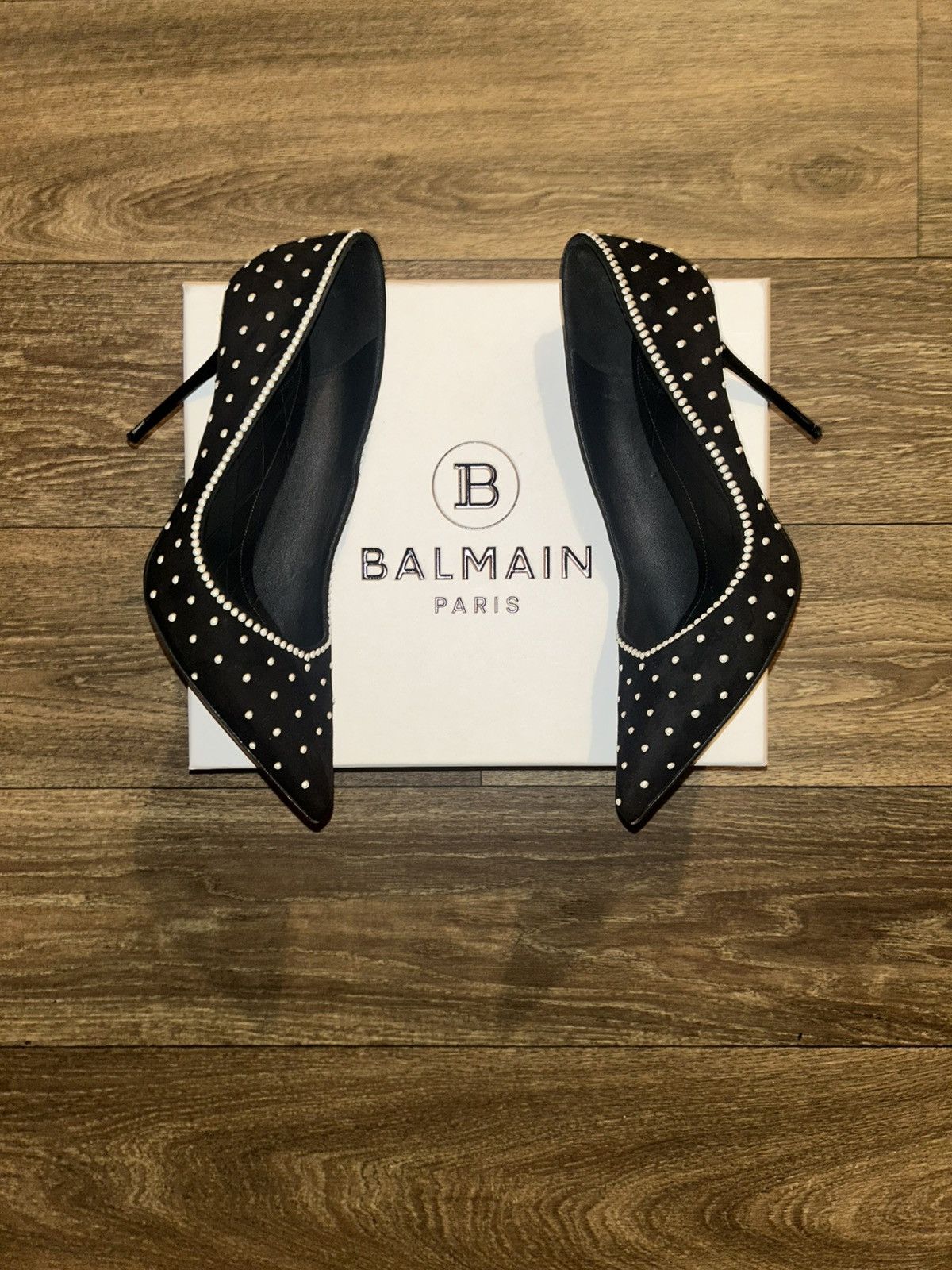 Balmain Balmain 95MM Imitation Pearl-Embellished Suede Pumps Size US 10 / IT 40 - 1 Thumbnail