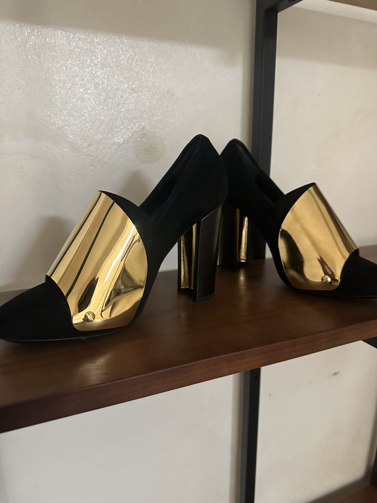 Yves Saint Laurent YSL Black & Gold Sculpted Platform Heels Size US 8.5 / IT 38.5 - 1 Thumbnail