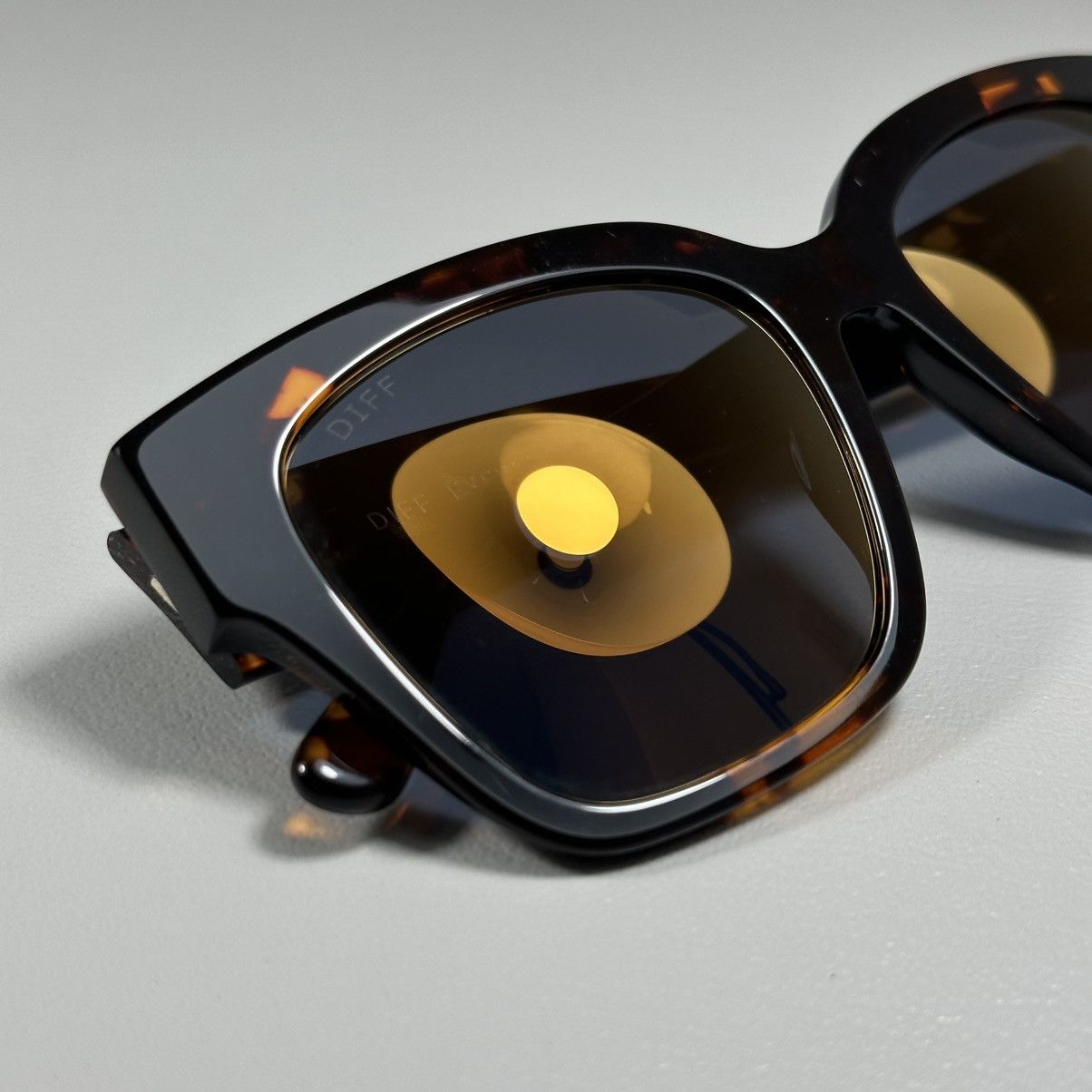 Other DIFF Bella II DI-GM171 Squared Tortoise Sunglasses Size ONE SIZE - 8 Thumbnail