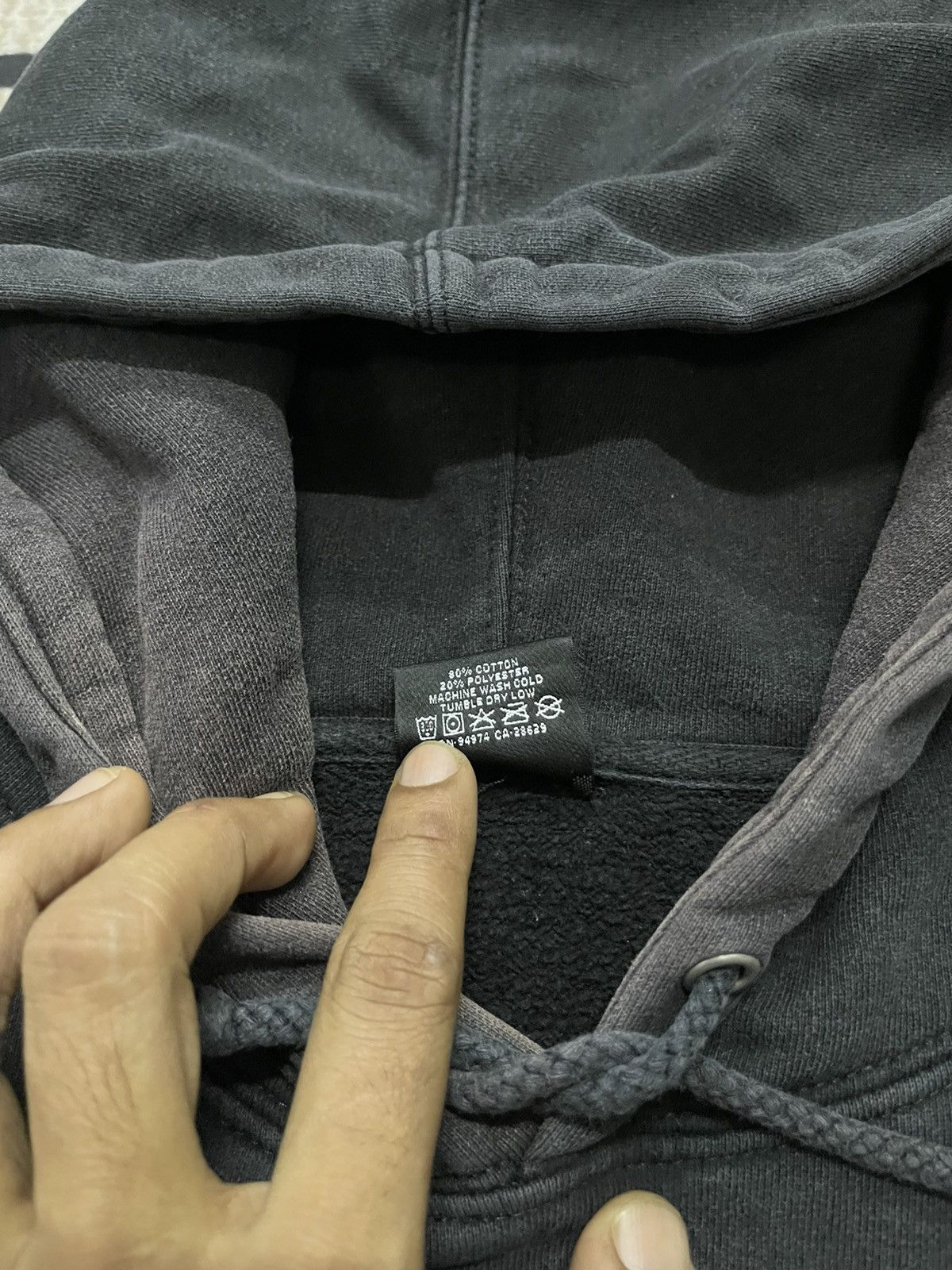 Stussy 2000s STUSSY CROWN SUN FADED HOODIE RARE DESIGN Size US M / EU 48-50 / 2 - 13 Thumbnail