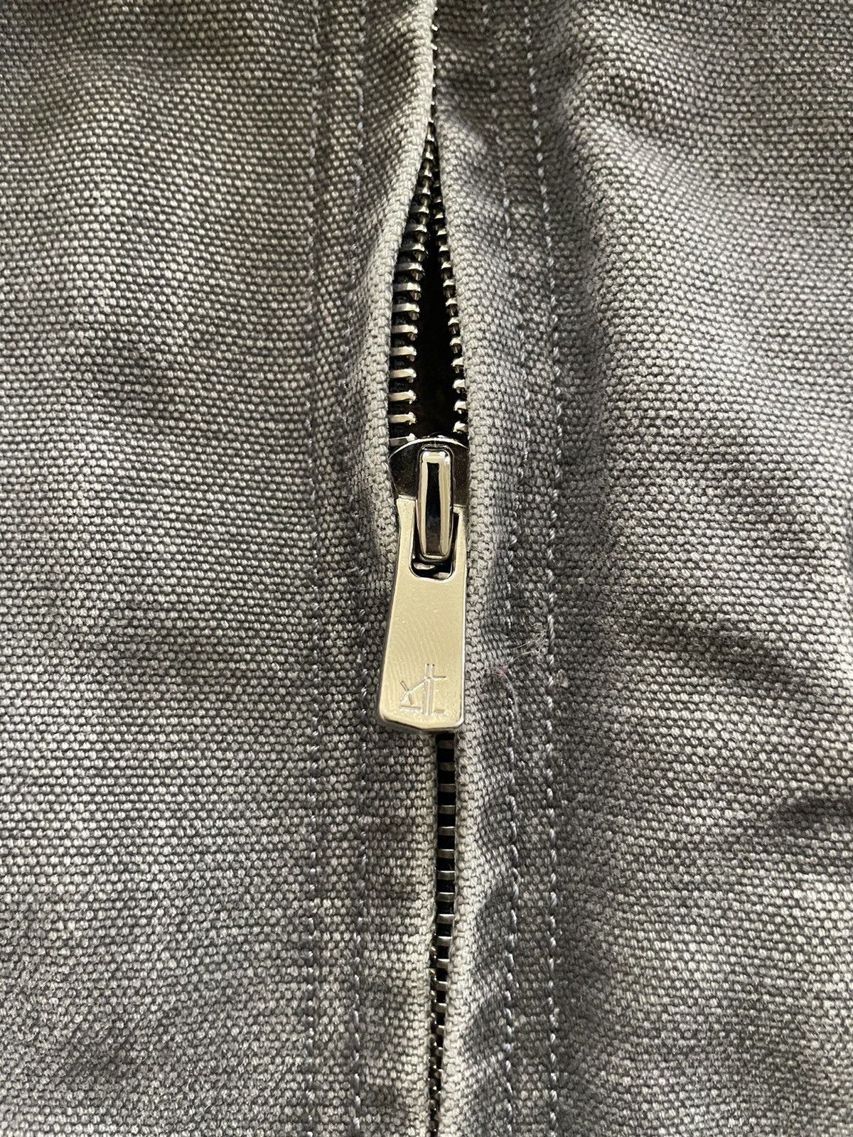 Carhartt Grail Carhartt J97 Detroit Jacket Sunfaded Distressed Gray Size US L / EU 52-54 / 3 - 3 Thumbnail