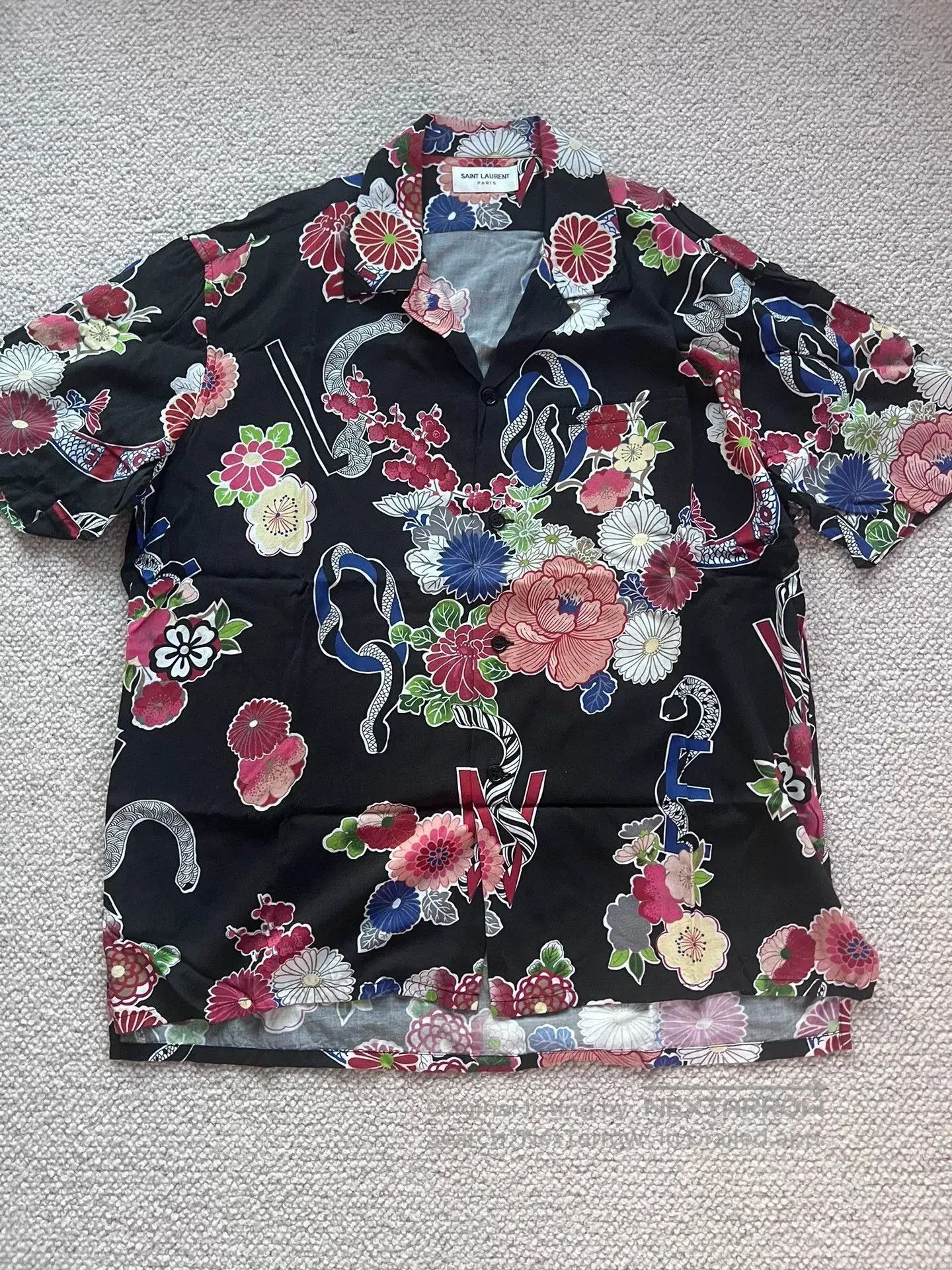 Saint Laurent Paris saint laurent floral silk short sleeve shirt. Size US M / EU 48-50 / 2 - 1 Thumbnail