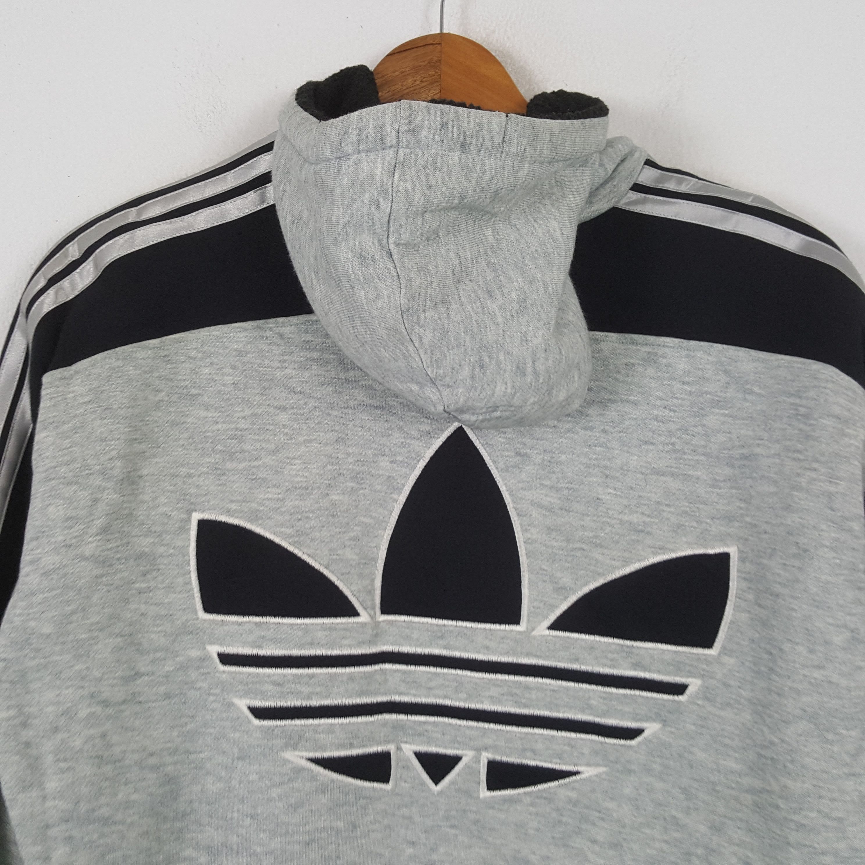 Adidas × Vintage Vintage ADIDAS Sportswear Big Logo Hoodies Jacket c282n9 Size US XL / EU 56 / 4 - 4 Thumbnail