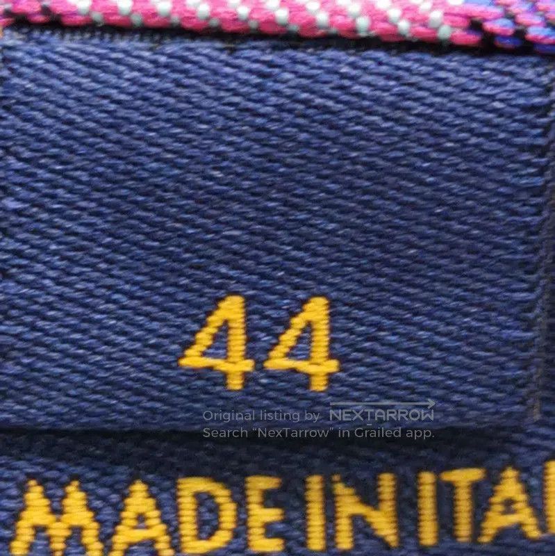 Louis Vuitton Louis Vuitton Colorful Logo Hooded Jacket Size 44. Size US L / EU 52-54 / 3 - 8 Thumbnail