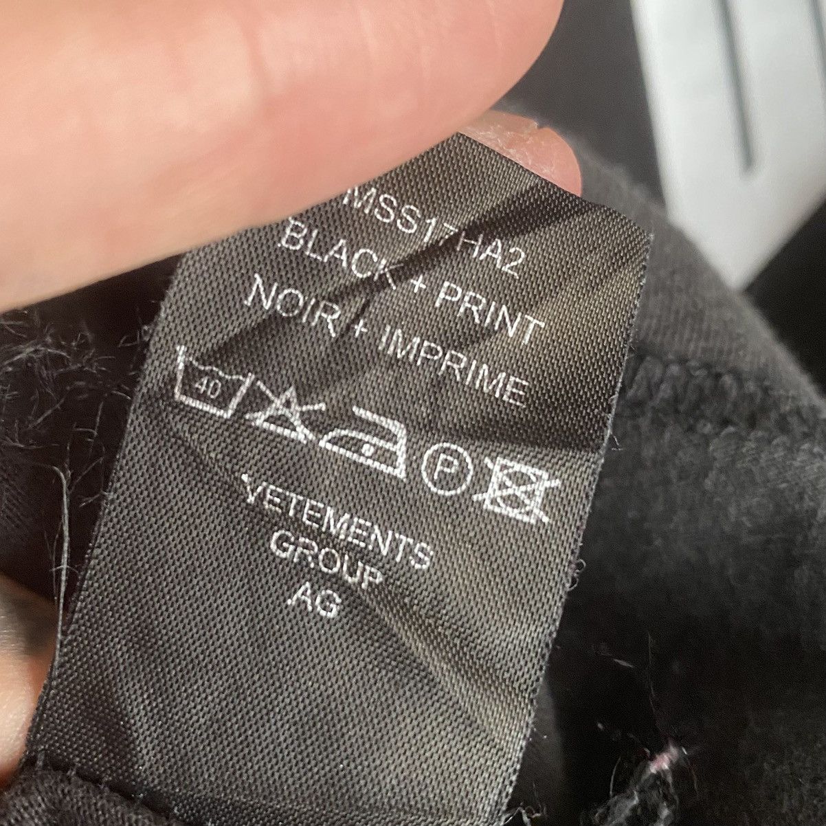 Vetements Vetements X Harness Staff T Shirt Size US M / EU 48-50 / 2 - 6 Thumbnail
