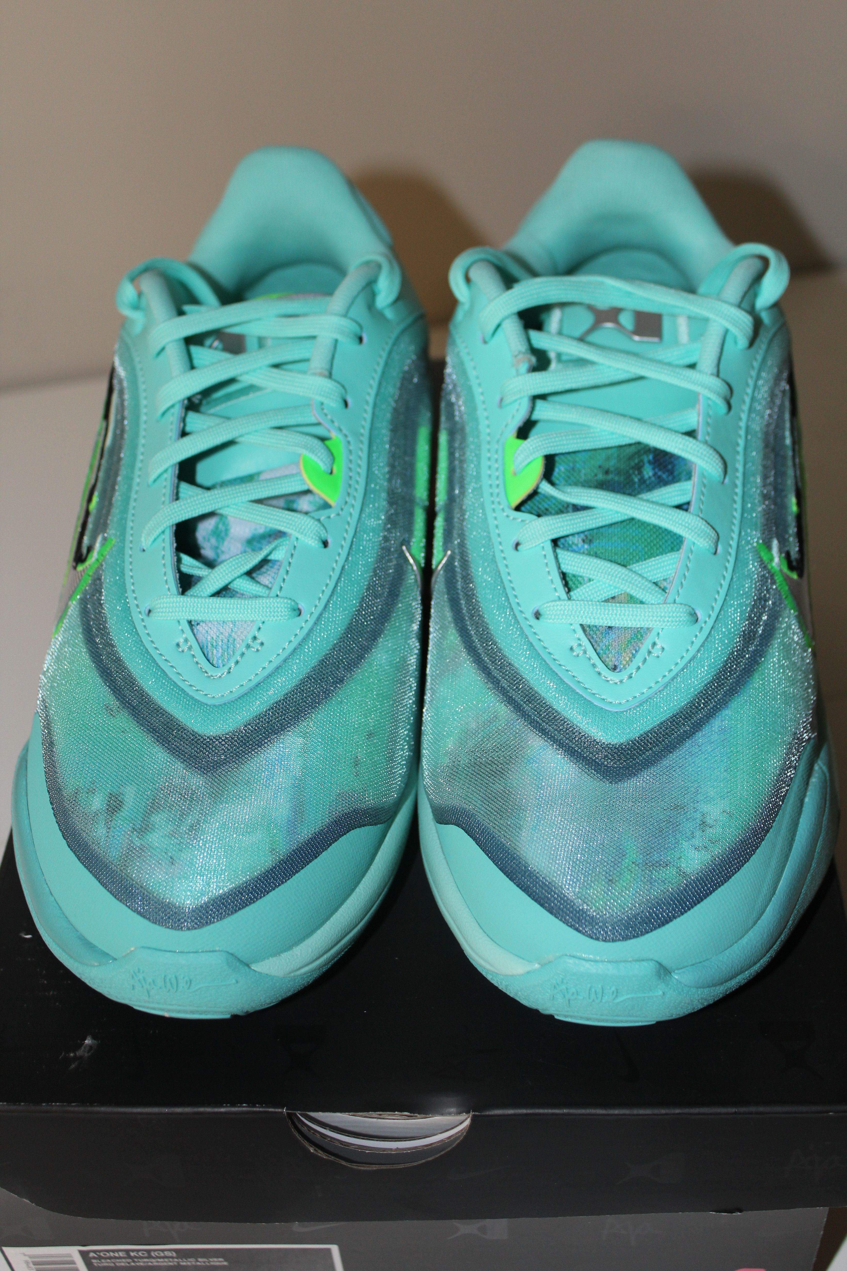Nike Nike A'ja Wilson A'One King of the Court Size 5.5Y GS Kid's Size US 5.5 / EU 38 - 4 Thumbnail