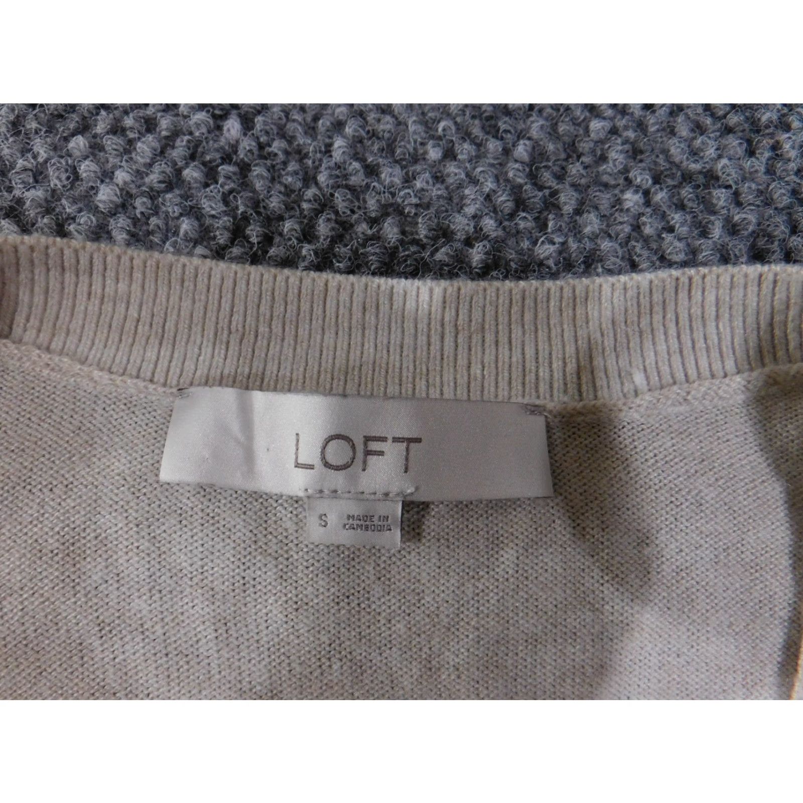 Loft LOFT Sweater Womens Small Beige Brown Striped Lightweight Casual Knit V-Neck Long Sleeve Button Pullover Regular Women Size S / US 4 / IT 40 - 4 Thumbnail