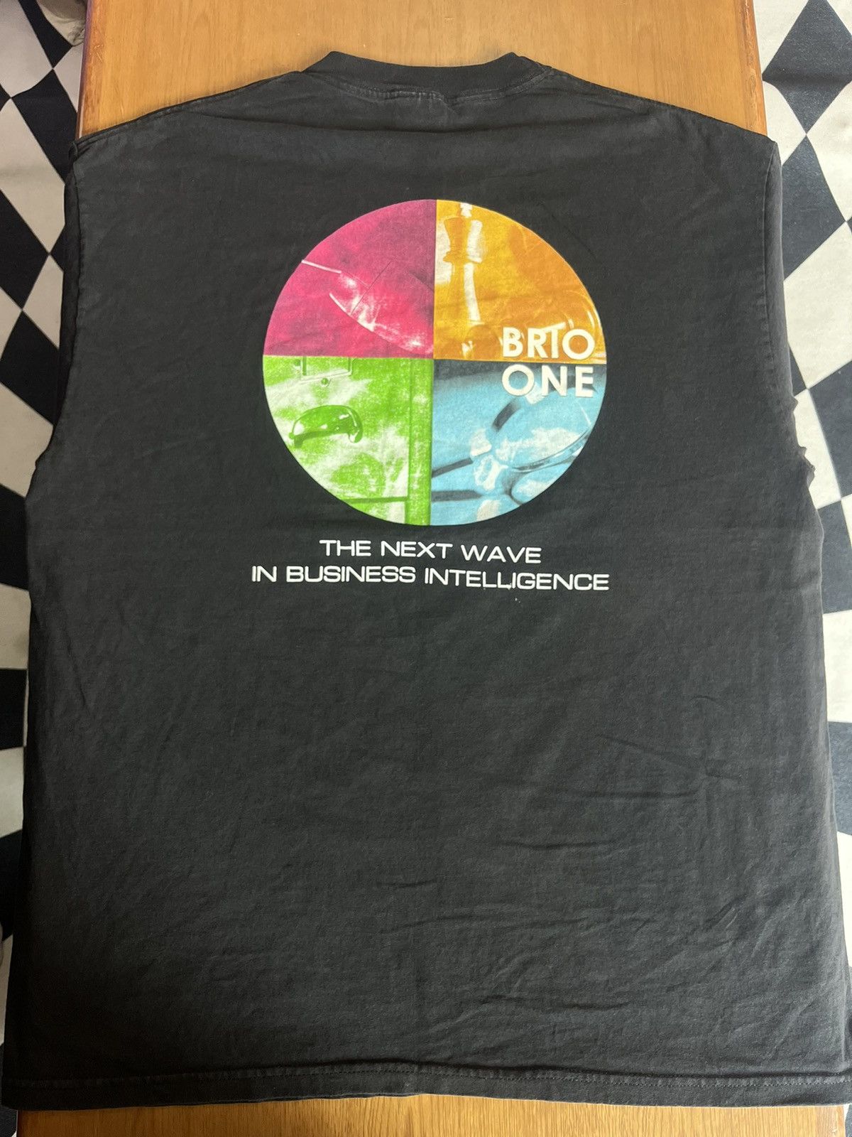 Arts & Science Vintage BRIO ONE Technology The Next Wave 00’s Tshirt Size US XL / EU 56 / 4 - 7 Thumbnail