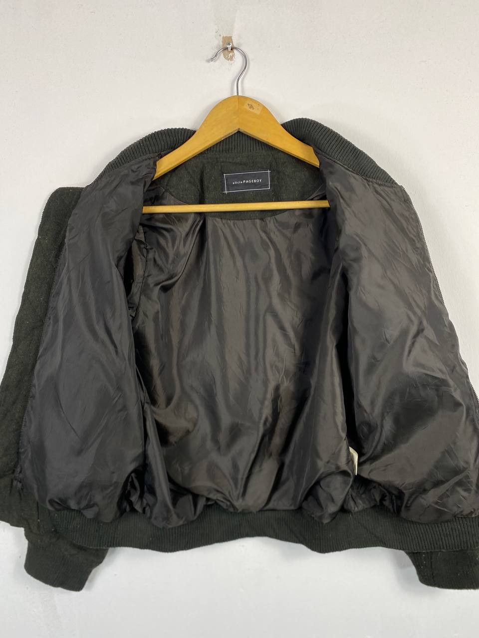 Japanese Brand pageboy japanese brand wool bomber jacket nice design Size US M / EU 48-50 / 2 - 5 Thumbnail
