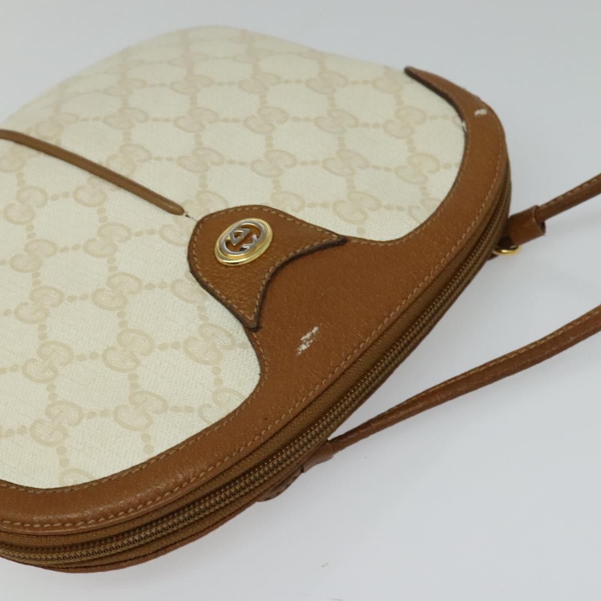 Gucci GUCCI GG Supreme Shoulder Bag Pvc White Gold 904 02 047 Size ONE SIZE - 6 Thumbnail
