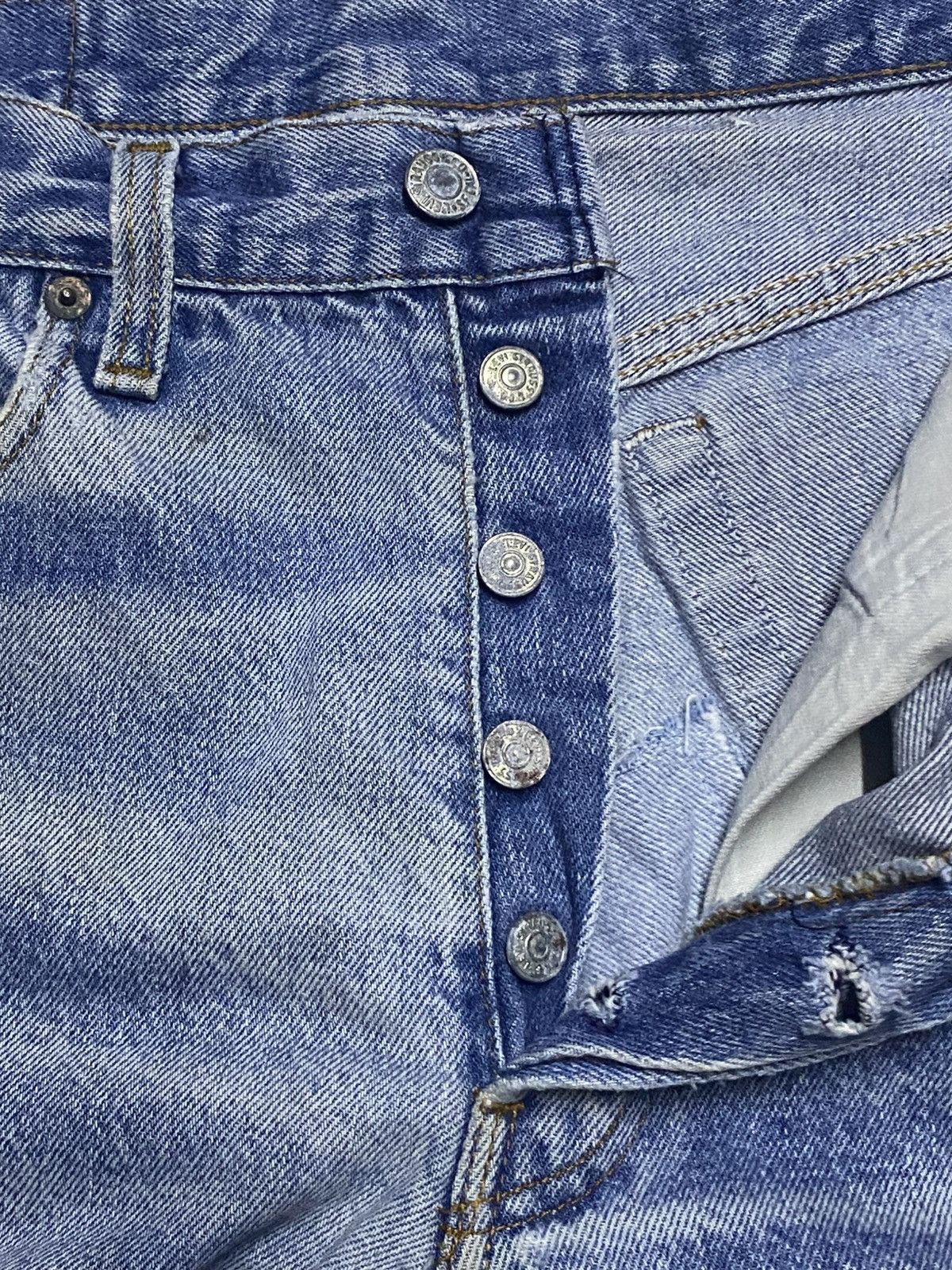 Levi's Vintage Levis 501 70s Faded Wash Repair Distressed Jeans Size US 29 - 13 Thumbnail