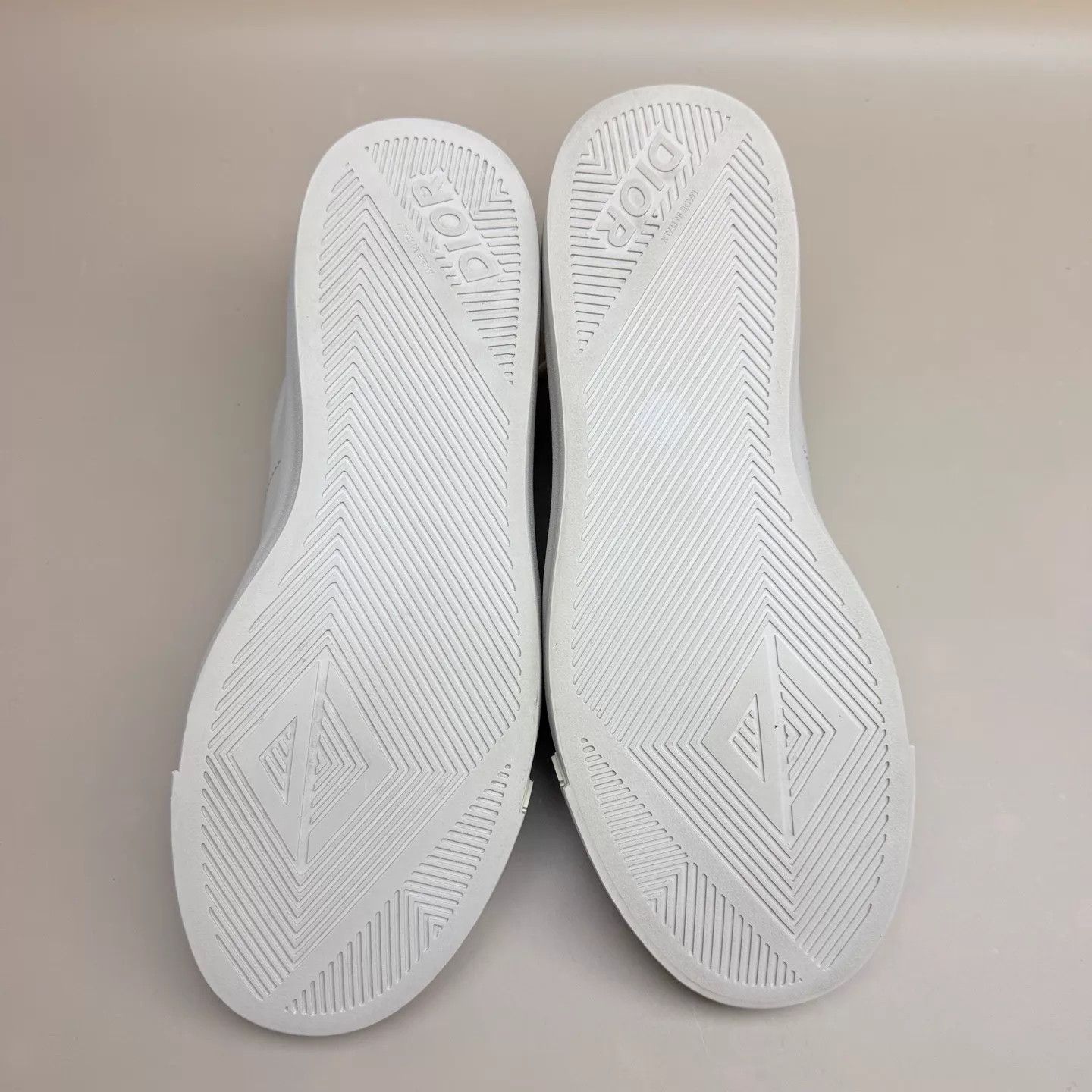 Dior Dior B101 White & Gray Sneaker 43.5 99 New Size US 10.5 / EU 43-44 - 6 Thumbnail