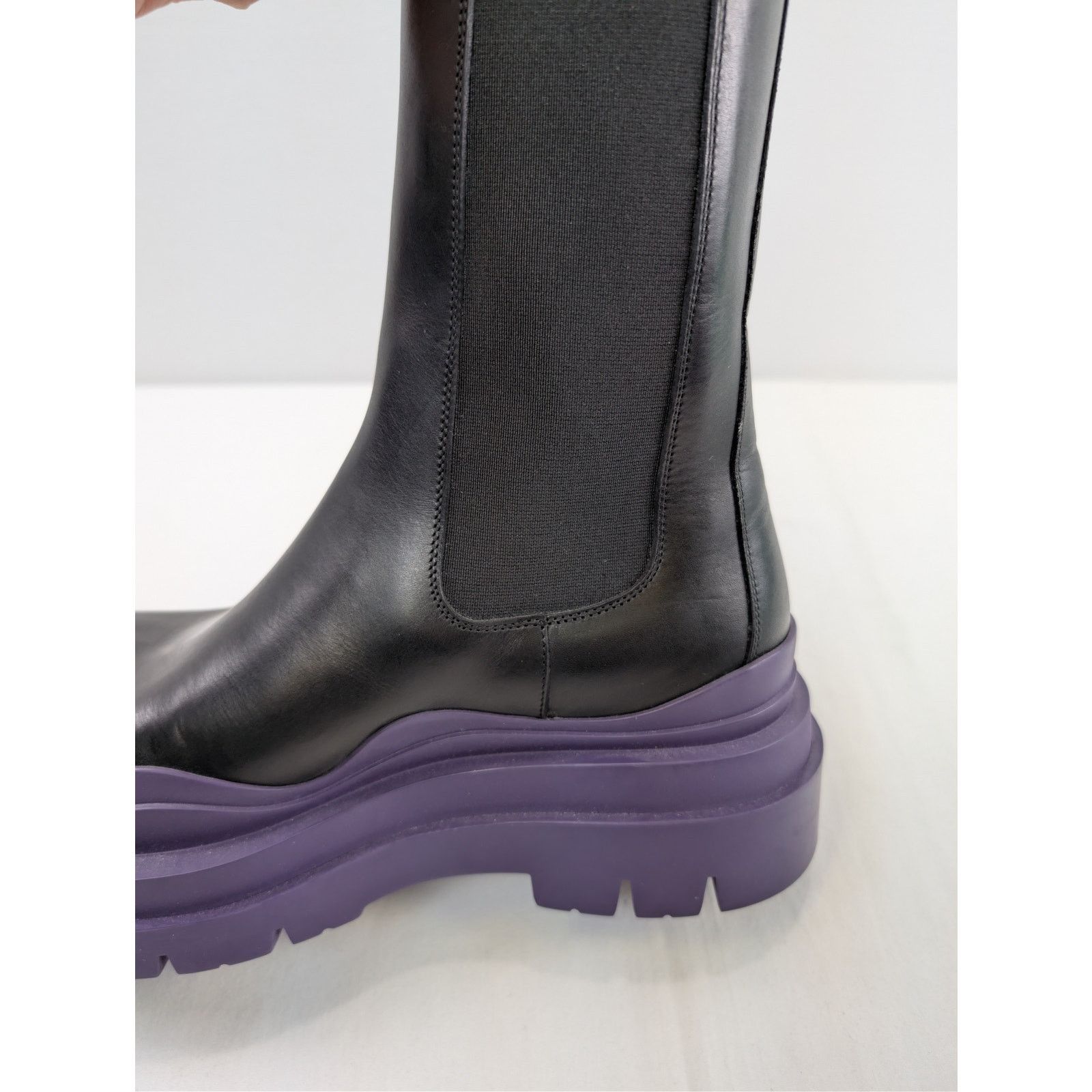 Bottega Veneta o1rshd1 Military Calf Tire Boots in Black/Purple Size US 8 / EU 41 - 15 Thumbnail