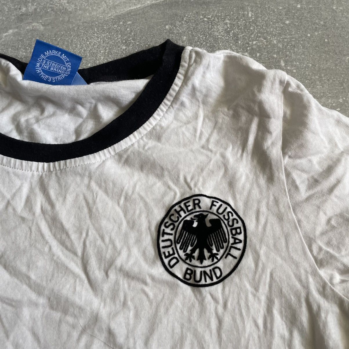 Adidas WMNS Blokecore Adidas Germany 2014 Football Shirt jersey tee Size M / US 6-8 / IT 42-44 - 3 Thumbnail