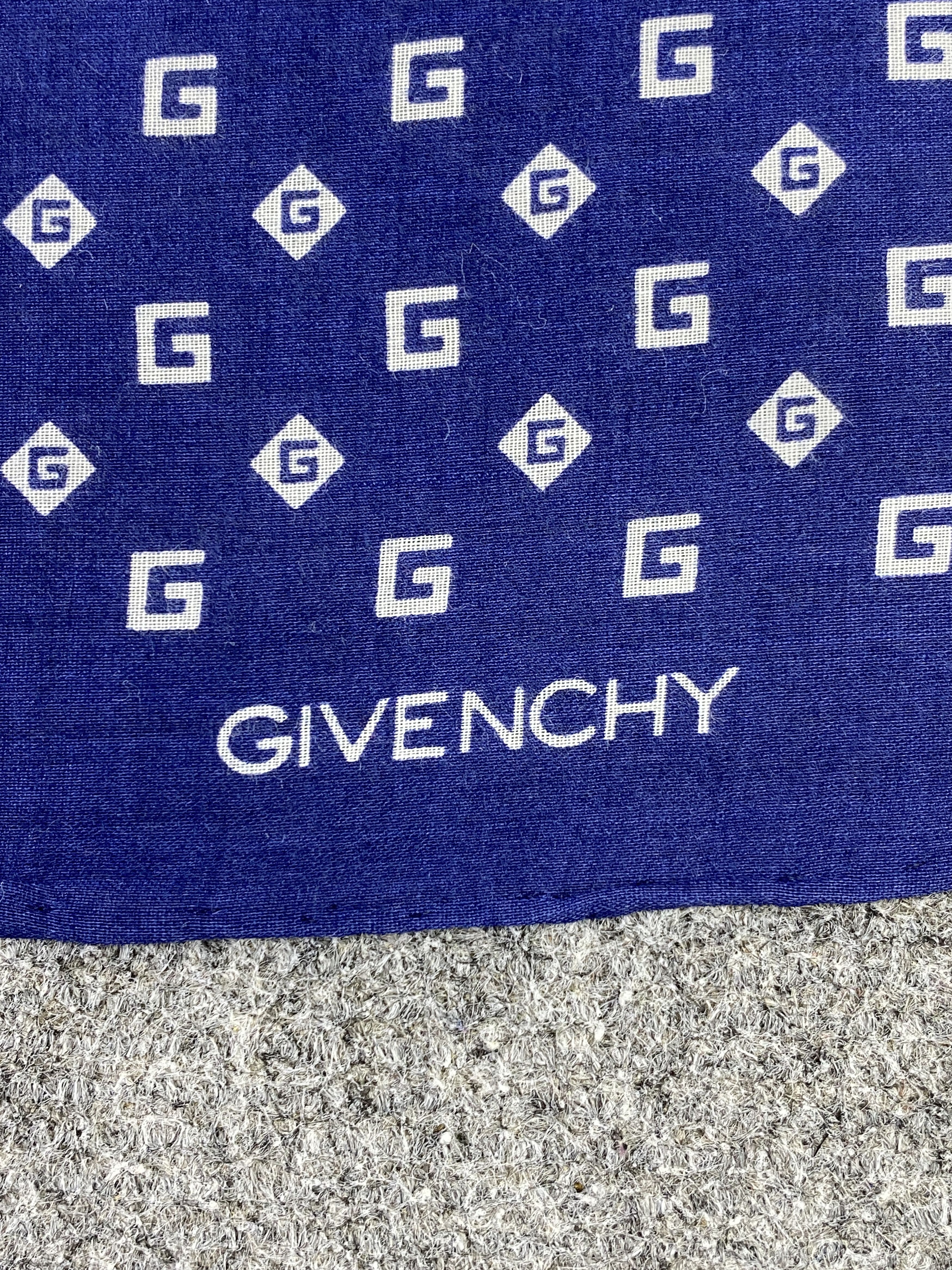 Givenchy Vintage Givenchy Handkerchief / Neckerchief KT0066 Size ONE SIZE - 7 Thumbnail