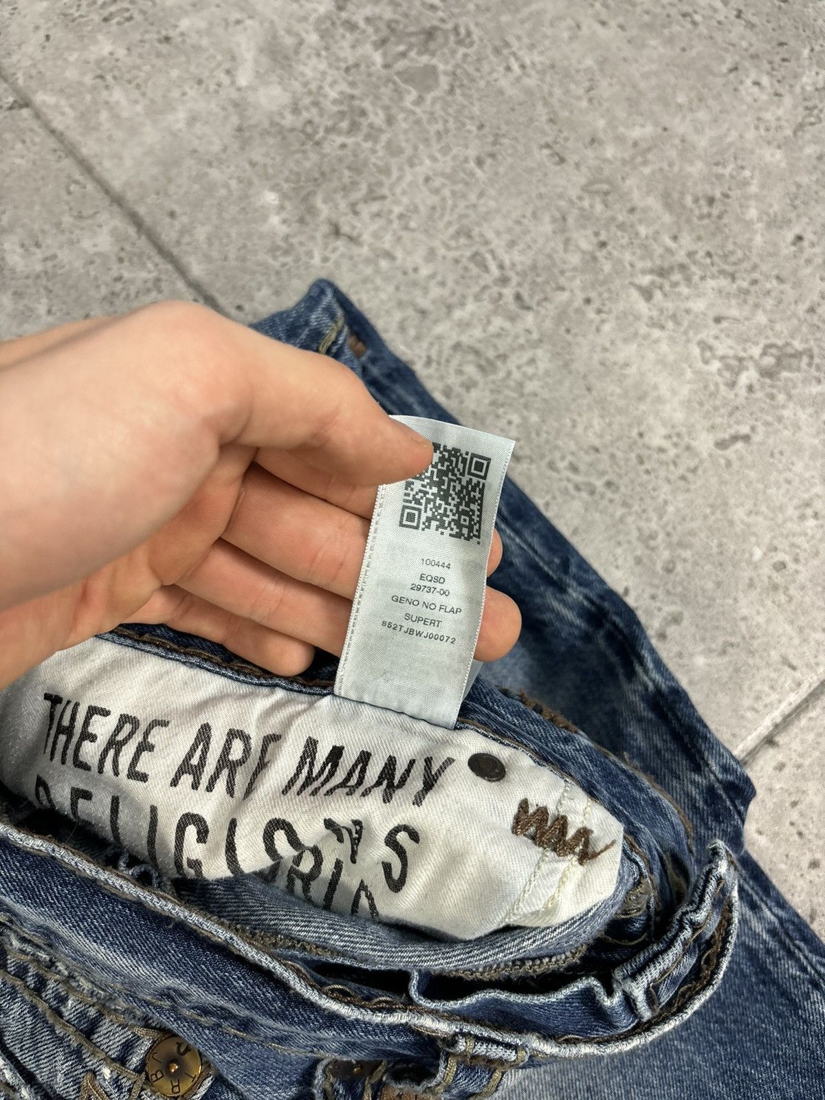 Japanese Brand × True Religion 2000s Japanese Faded Denim Pants True Religion Y2K Trendy Size US 36 / EU 52 - 13 Thumbnail