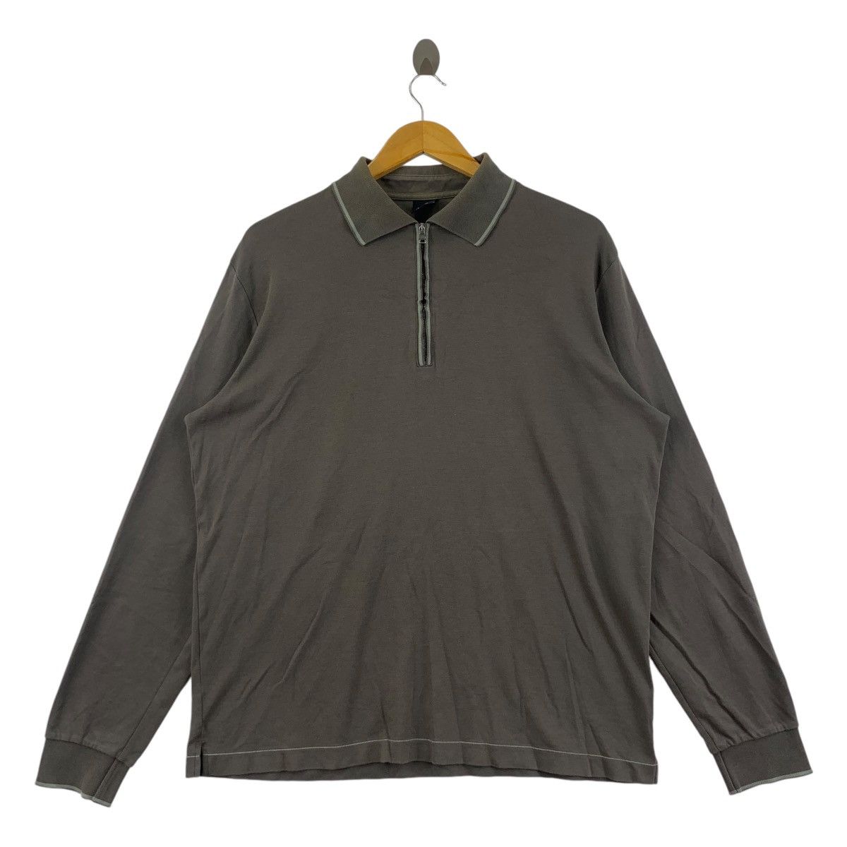 Hugo Boss Vintage HUGO BOSS Pima Cotton Half Zipper Tee Shirt Size US XL / EU 56 / 4 - 1 Thumbnail