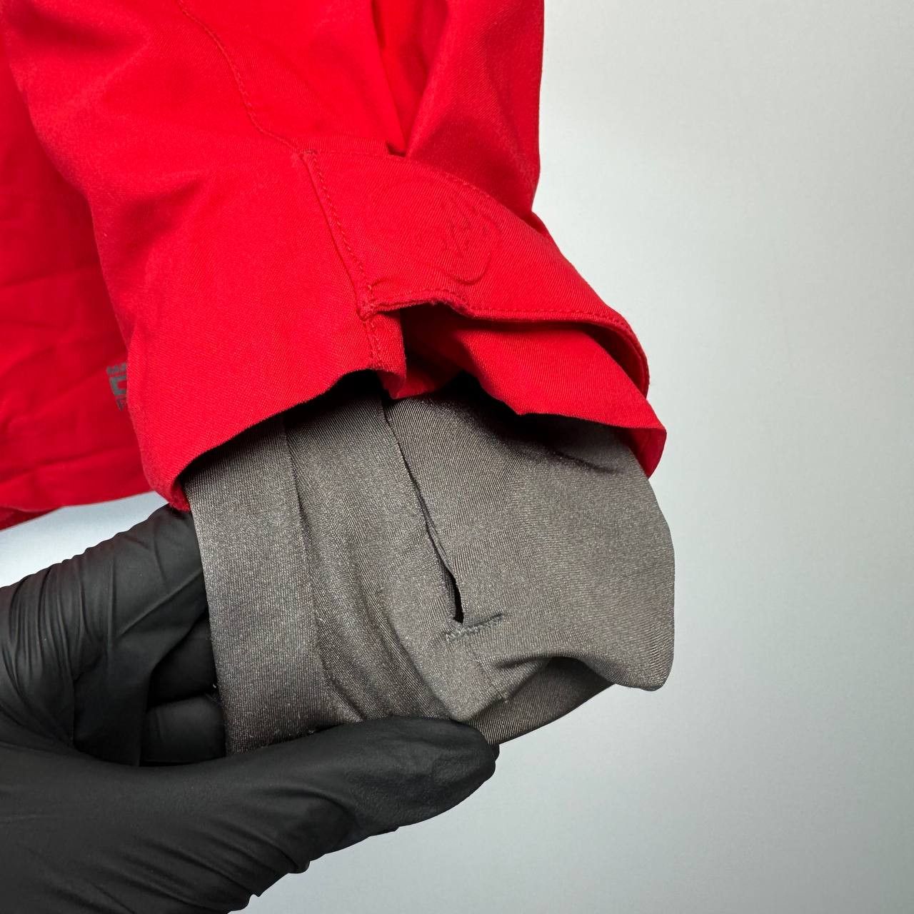 Mammut Mammut DryTech Premium Ski Jacket Red Waterproof Size S Size US S / EU 44-46 / 1 - 8 Thumbnail