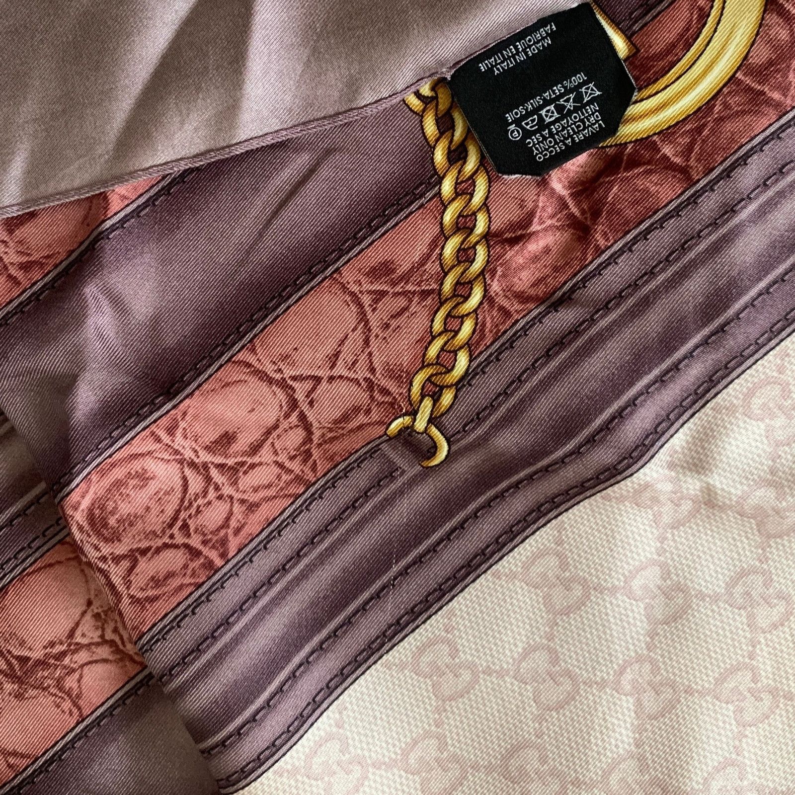Gucci G1061 Gucci monogram large pure silk scarf with dust bag Size ONE SIZE - 4 Thumbnail