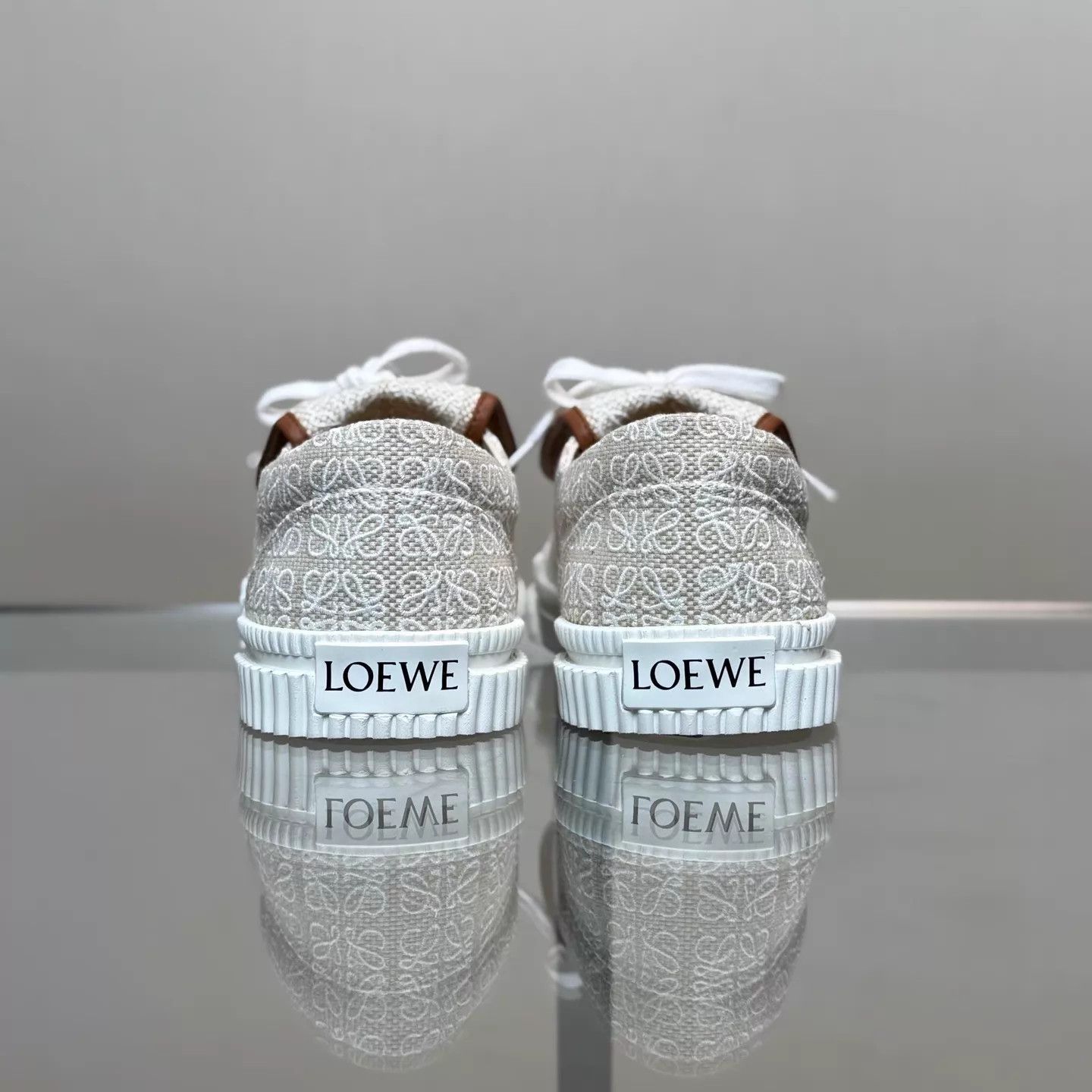 Loewe Loewe Khaki All Over Logo Flap Cracker Shoes 38 Size US 7.5 / IT 37.5 - 4 Thumbnail