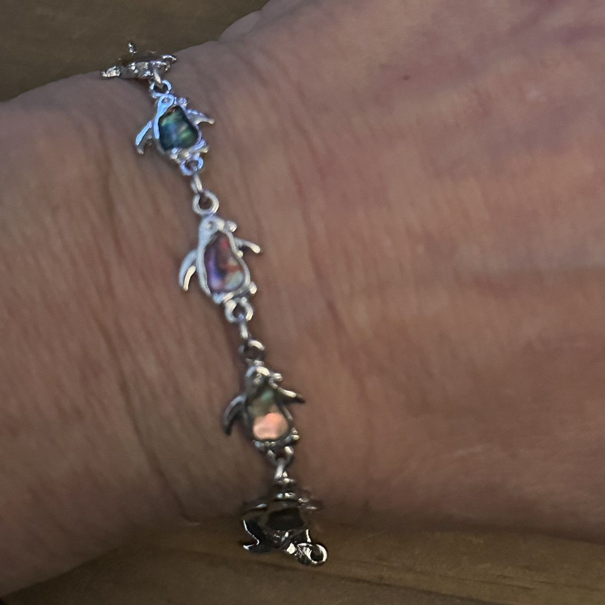 Other Silver tone abalone penguin link bracelet Size ONE SIZE - 3 Thumbnail