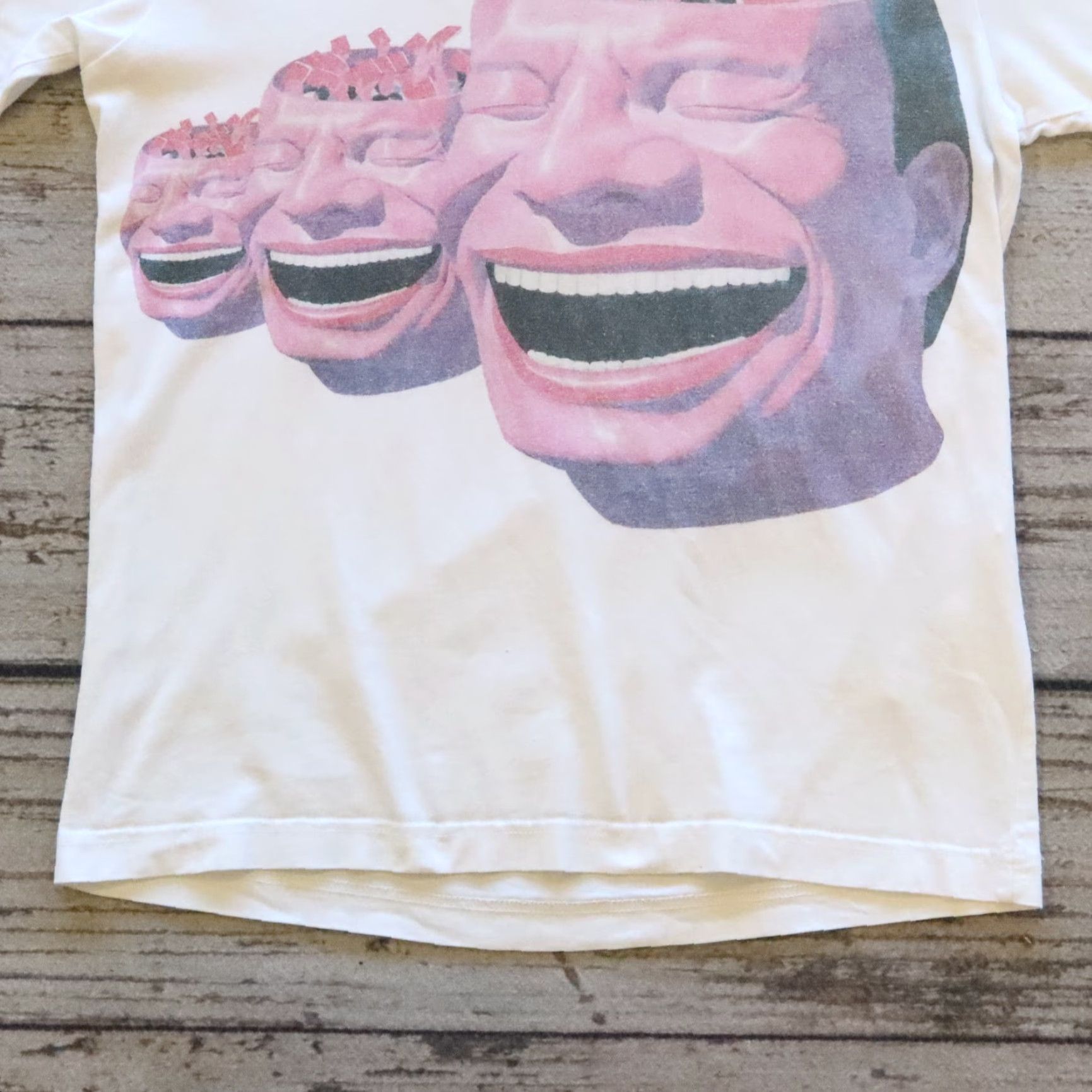 Comme des Garcons Girl Yue Minjun Comme des Garcons SHIRT Tee Tshirt SS21 Tee Shirt SS21 Mens M White Shirt Tshirt Size US M / EU 48-50 / 2 - 3 Thumbnail
