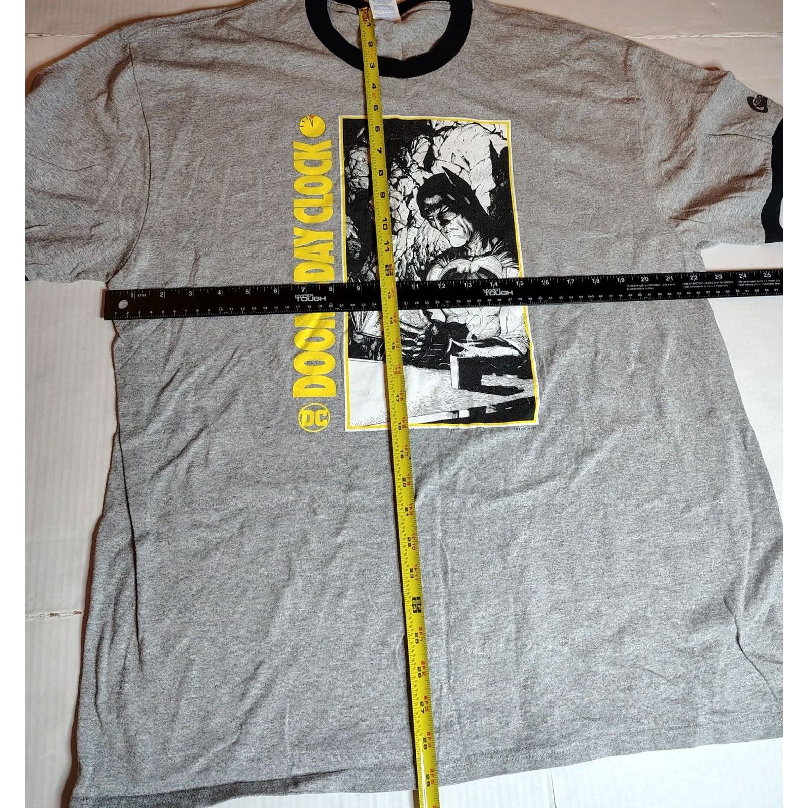 DC Comics VINTAGE Batman Doomsday Clock DC Comics Shirt Mens Sz XL Superman ringer Gray Cotton Size US XL / EU 56 / 4 - 2 Thumbnail
