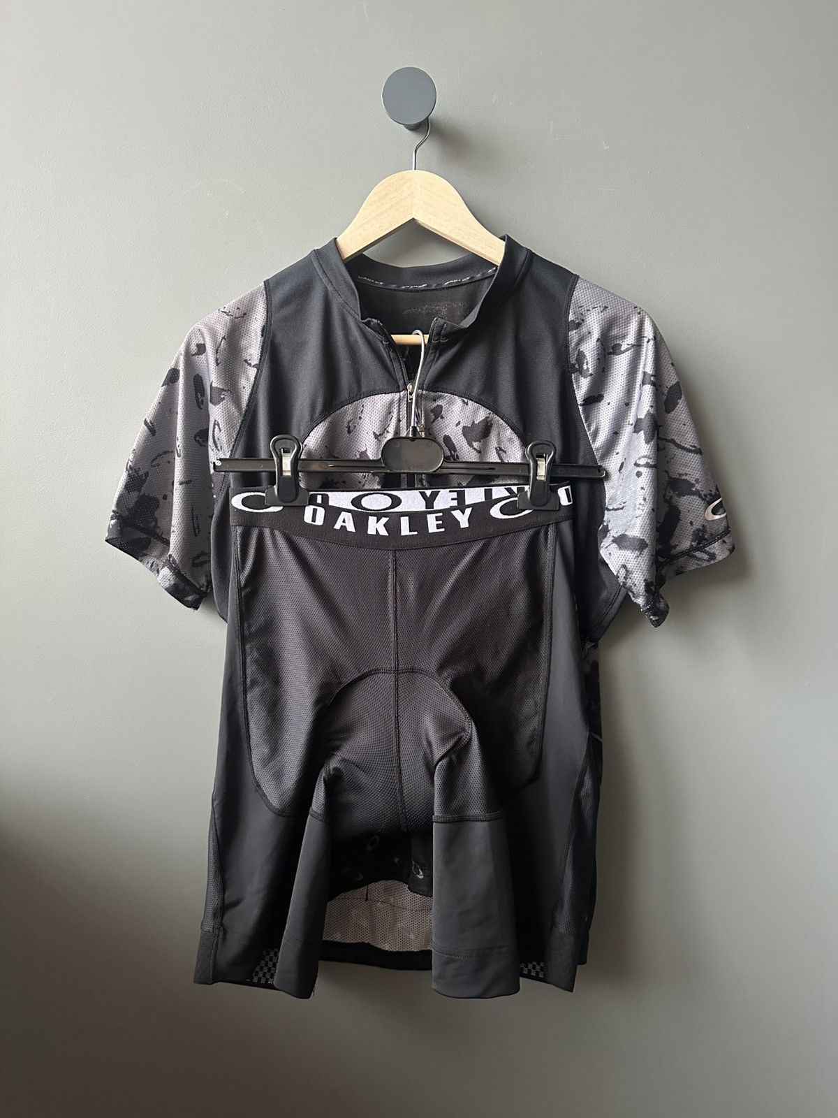 Oakley Oakley Cycle Jersey Shorts Size M Size US M / EU 48-50 / 2 - 1 Thumbnail
