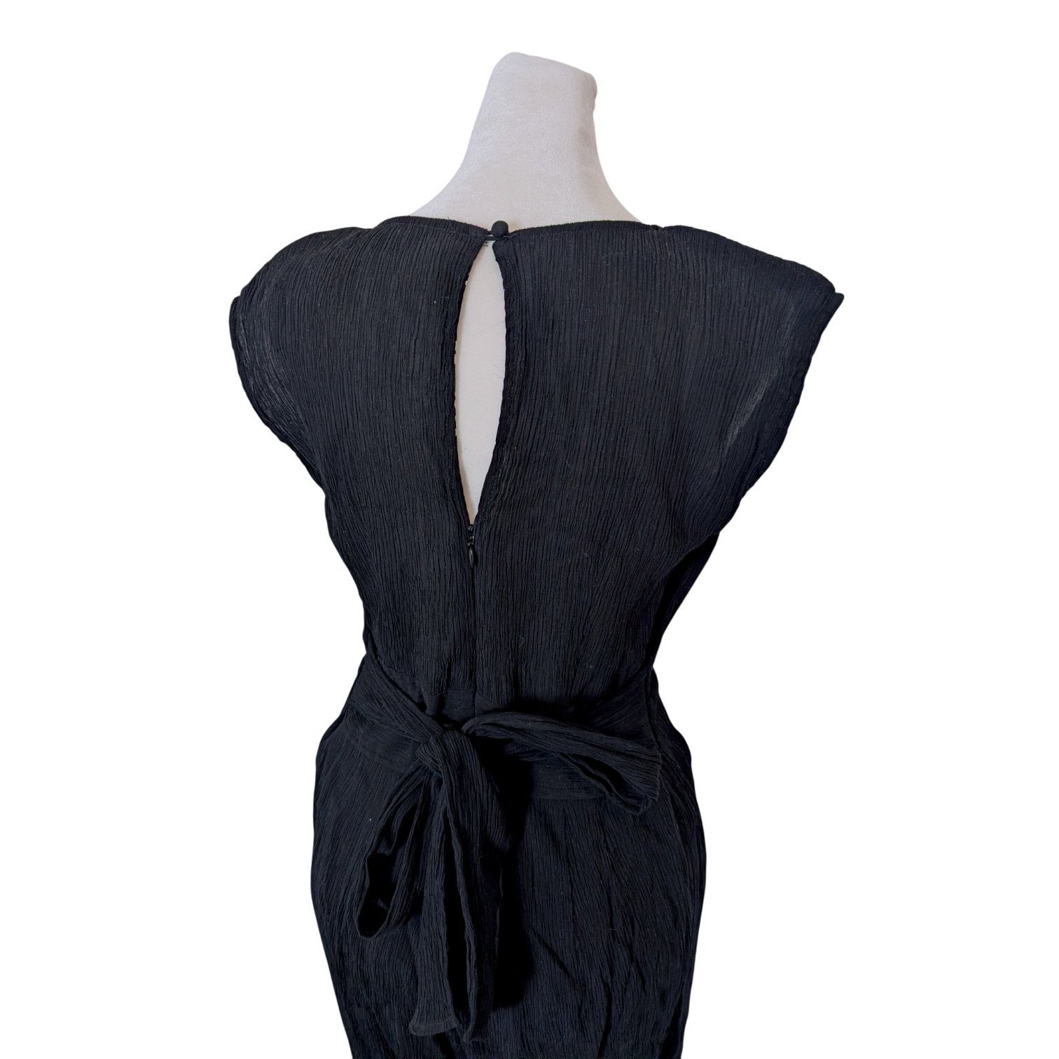 Anthropologie Anthropologie Abbey Tie Waist Black Gauzy Jumpsuit Size 4 Size 27" / US 4 / IT 40 - 5 Thumbnail