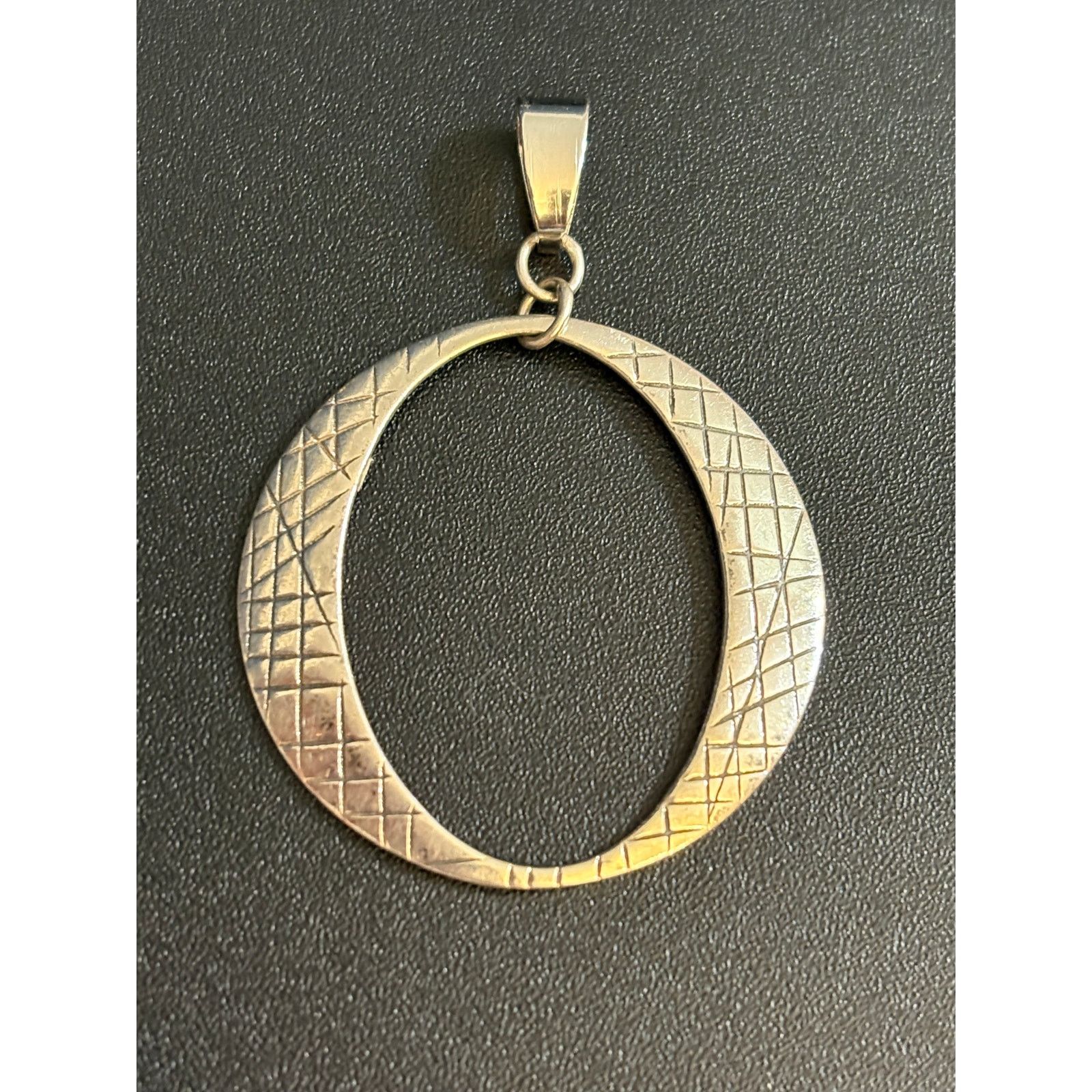 Other Vintage Sterling Silver 925 Crescent Oval Pendant Size ONE SIZE - 1 Thumbnail