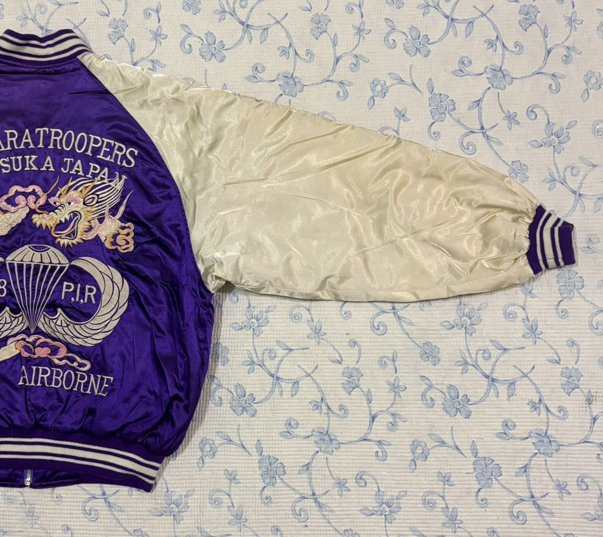 Japanese Brand Sukajan Airborne Embroidery Dragon Size US L / EU 52-54 / 3 - 10 Thumbnail