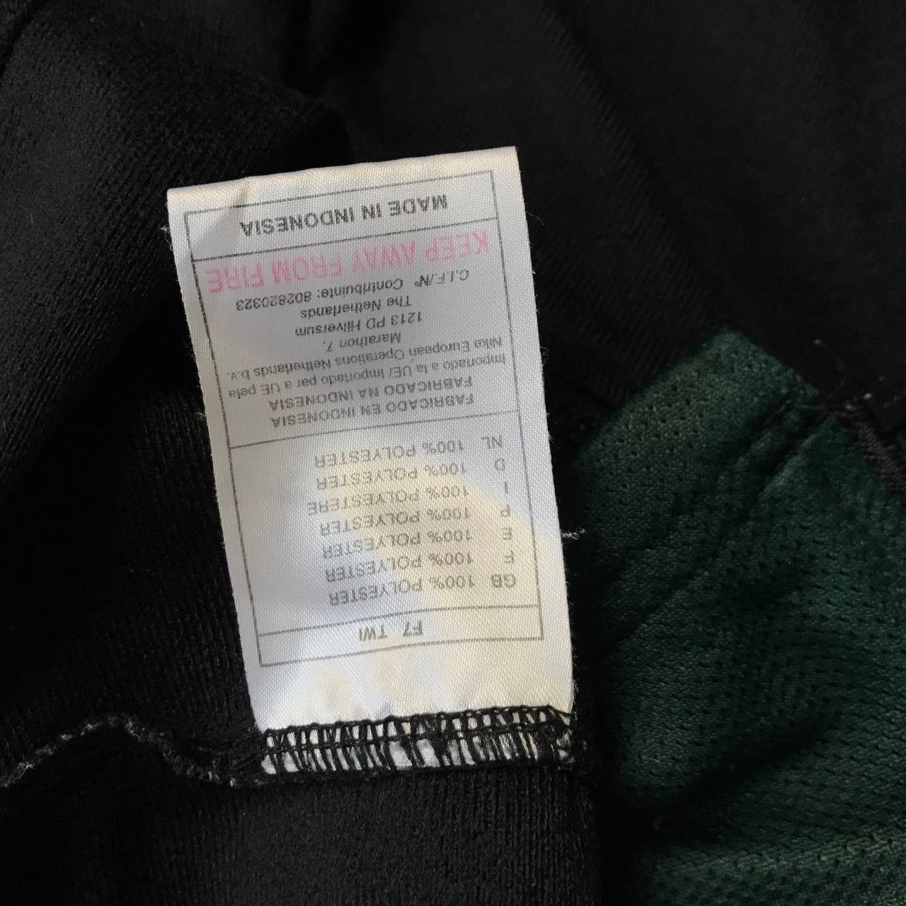 Nike Nike Basketball Full Zip Tee Vintage 90s/00s Size US L / EU 52-54 / 3 - 7 Thumbnail