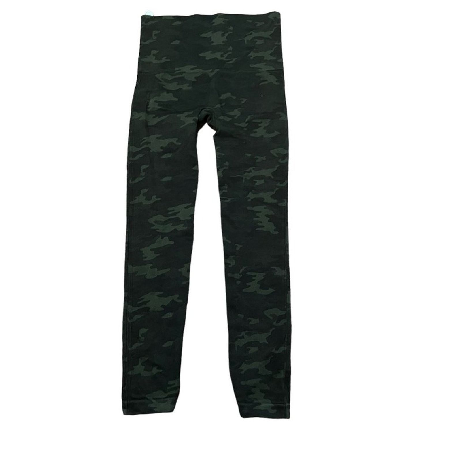 Spanx SPANX Green Camo Look at Me Now Seamless Cropped Leggings M Size 24" / US 00 / IT 34 - 1 Thumbnail