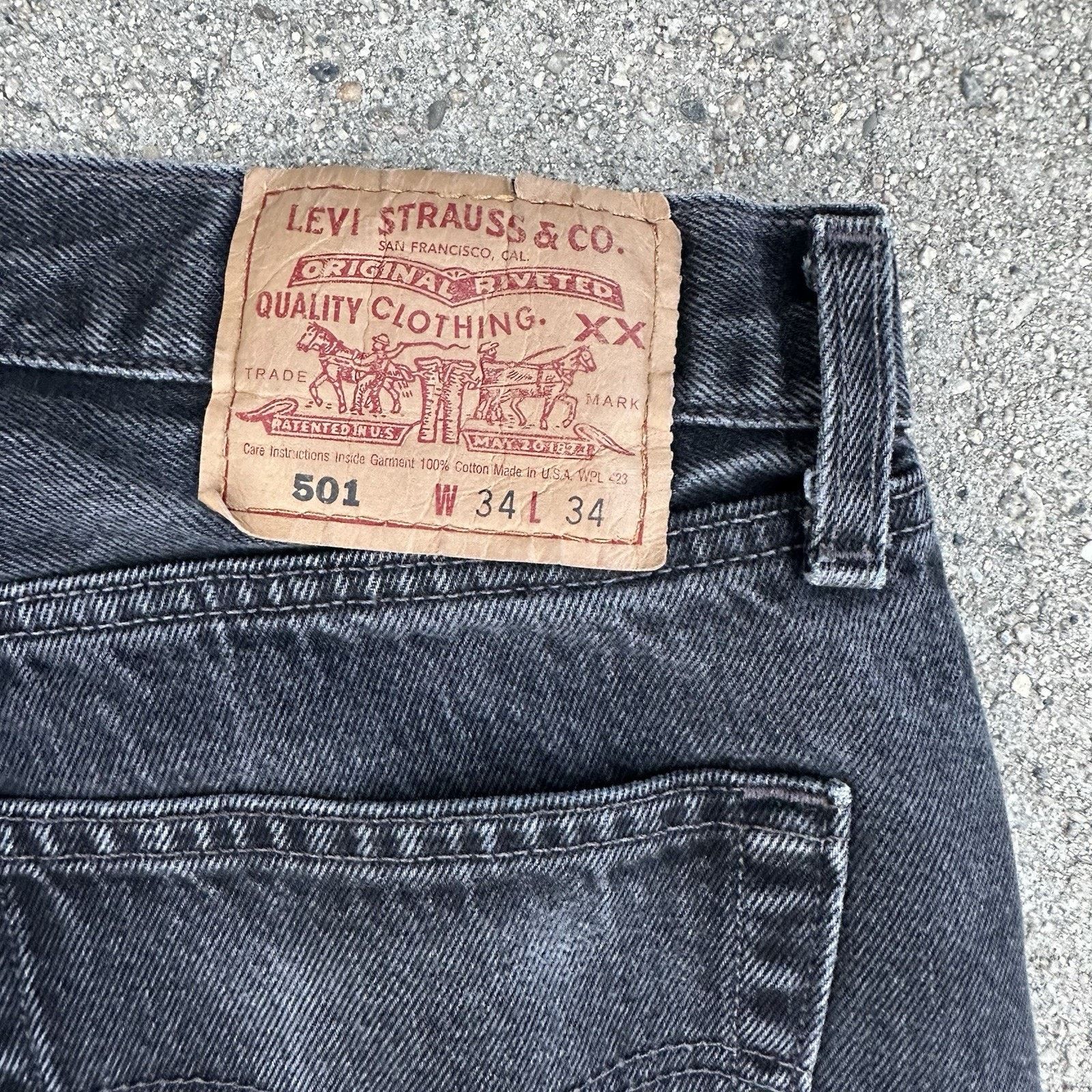 Levi's × Vintage Vintage Levi’s 501 Straight Faded Black Denim Jeans 34x34 Size US 34 / EU 50 - 7 Thumbnail