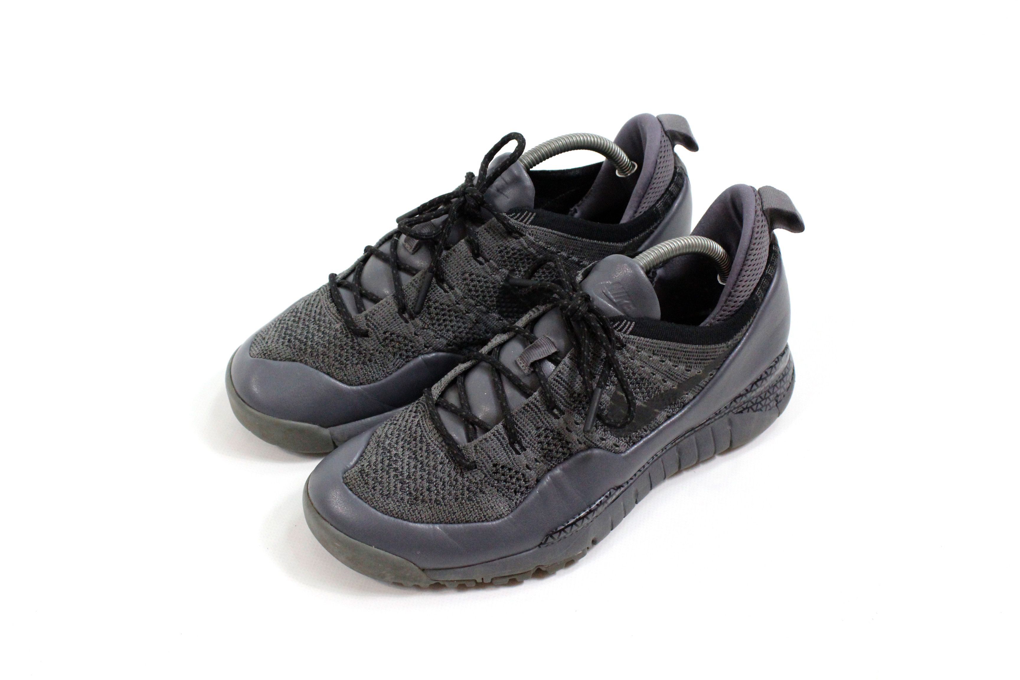 Nike Nike Lupinek Flyknit Dark Gray Low Sneakers Gorpcore Size US 9 / EU 42 - 1 Thumbnail