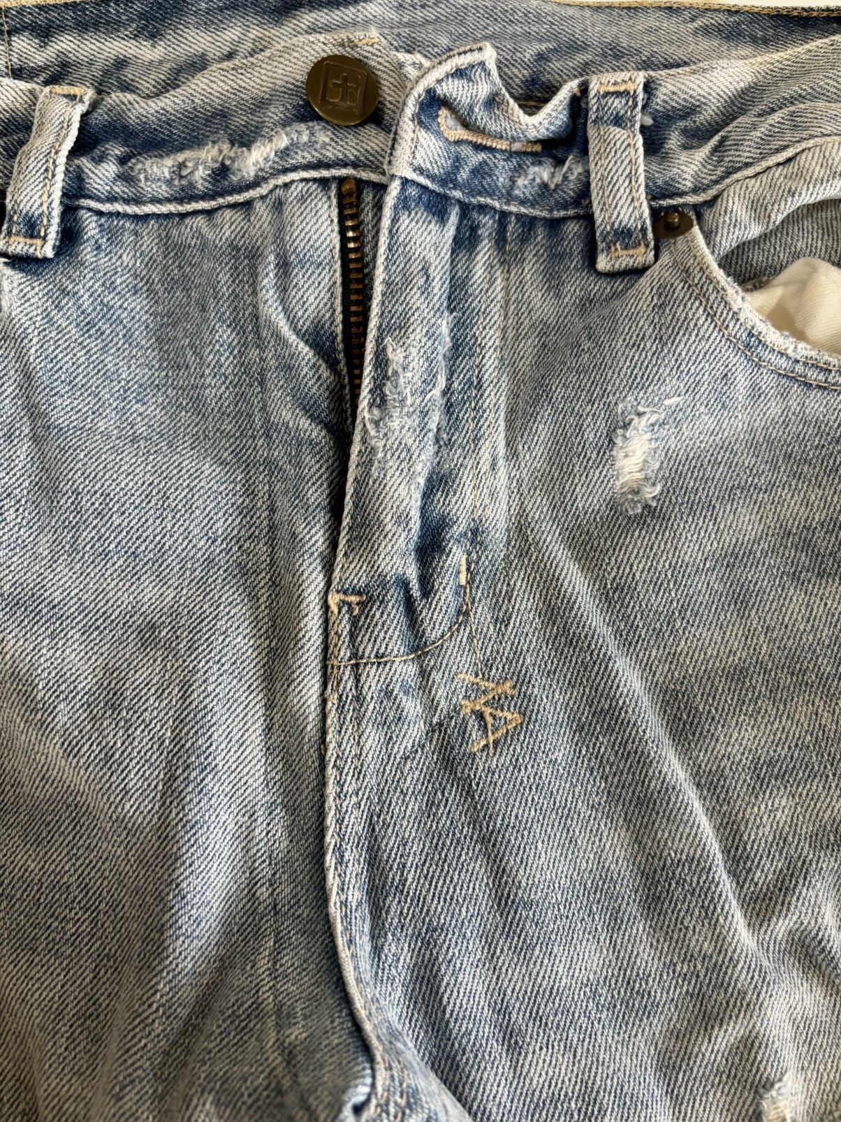 Ksubi Ksubi Men's Distressed Straight Jeans Size US 26 / EU 42 - 2 Thumbnail