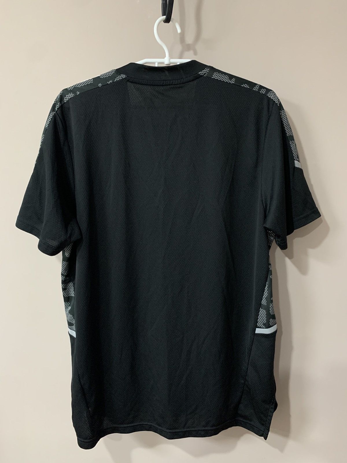 Adidas Wales 2021 Training Football Shirt Adidas Soccer Jersey L Size US L / EU 52-54 / 3 - 2 Thumbnail