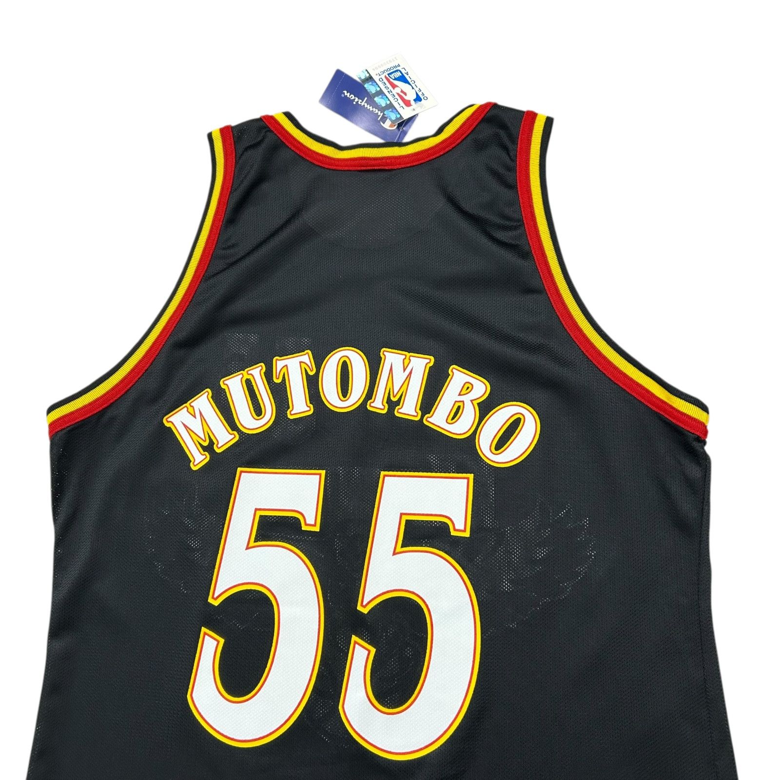 NBA VTG 90s NBA ATLANTA HAWKS DIKEMBE MUTOMBO CHAMPION JERSEY Size US XL / EU 56 / 4 - 4 Thumbnail