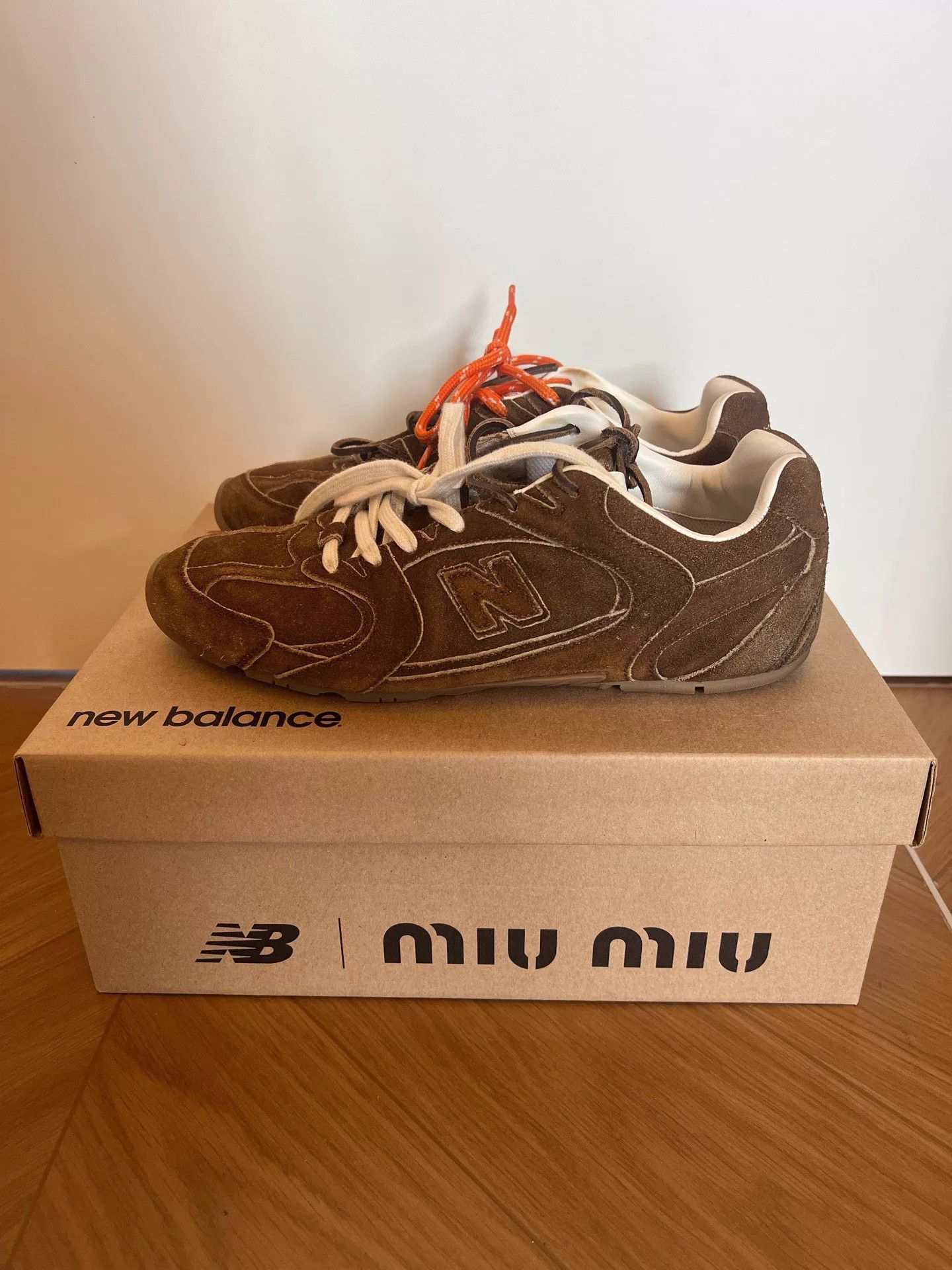 Miu Miu MIU MIU × NB 530 SL suede low-top lace-up round-toe cinnamon Size US 8 / EU 41 - 1 Thumbnail